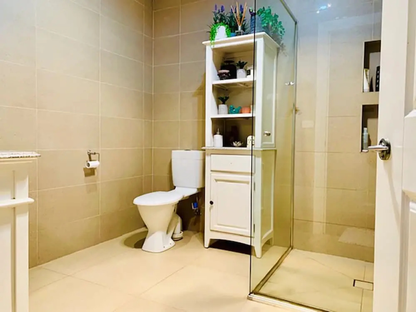 Grand Gippsland Home Sleeps Up To 28