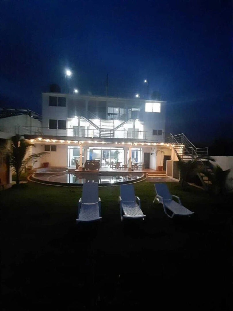 The Container Hotel And Restoran