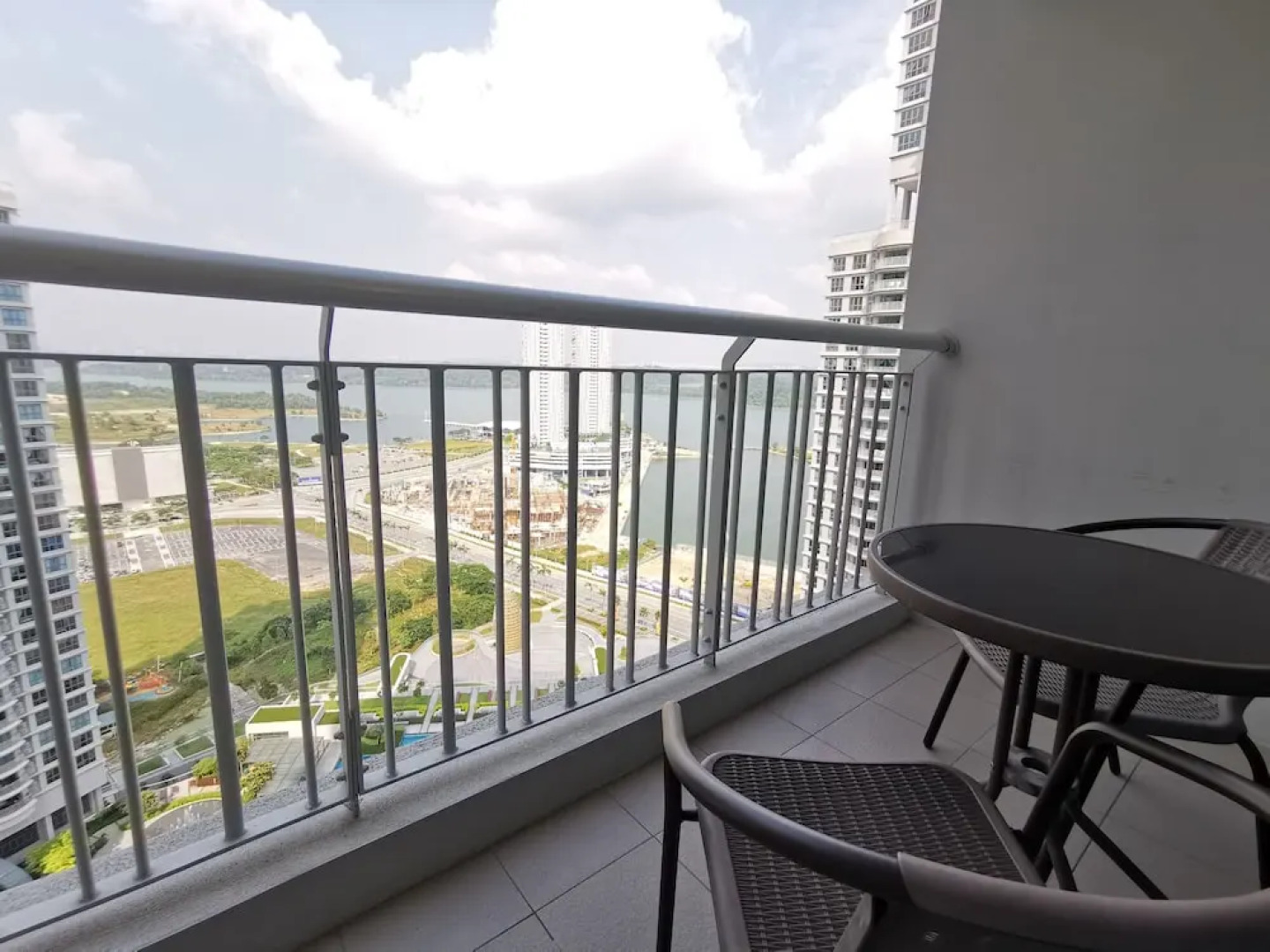 Teega Suites by Squarenest