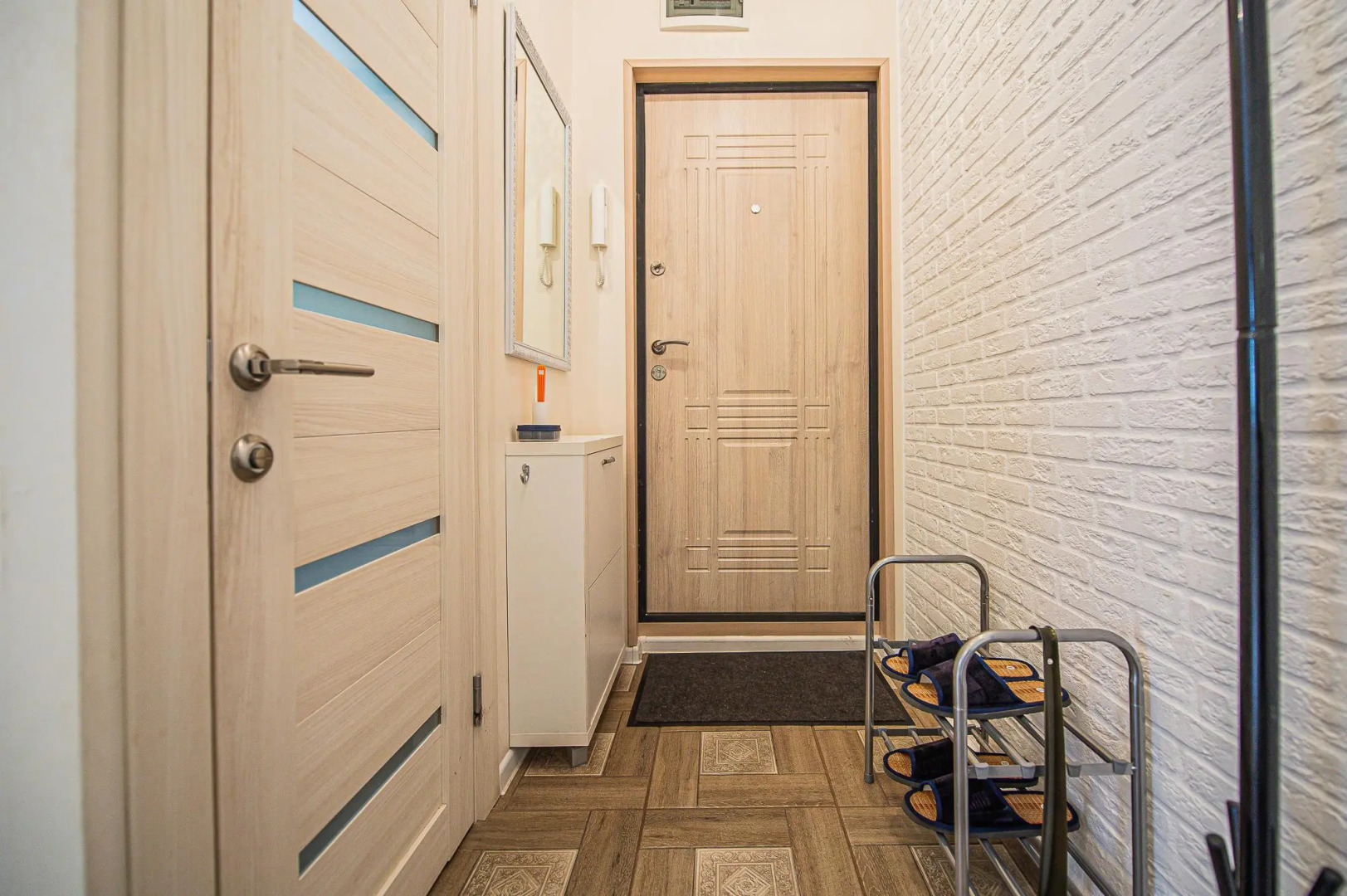 Пять Звезд на улице Труда