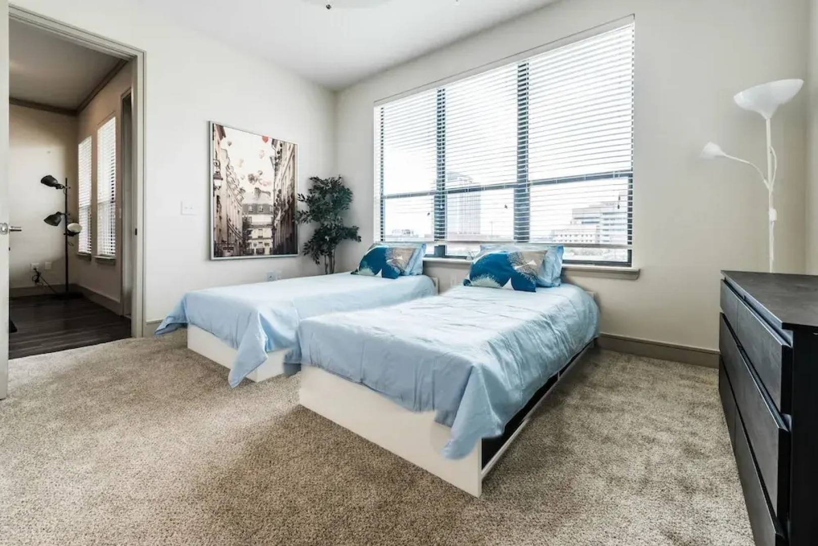 The Apple Theory on 19th