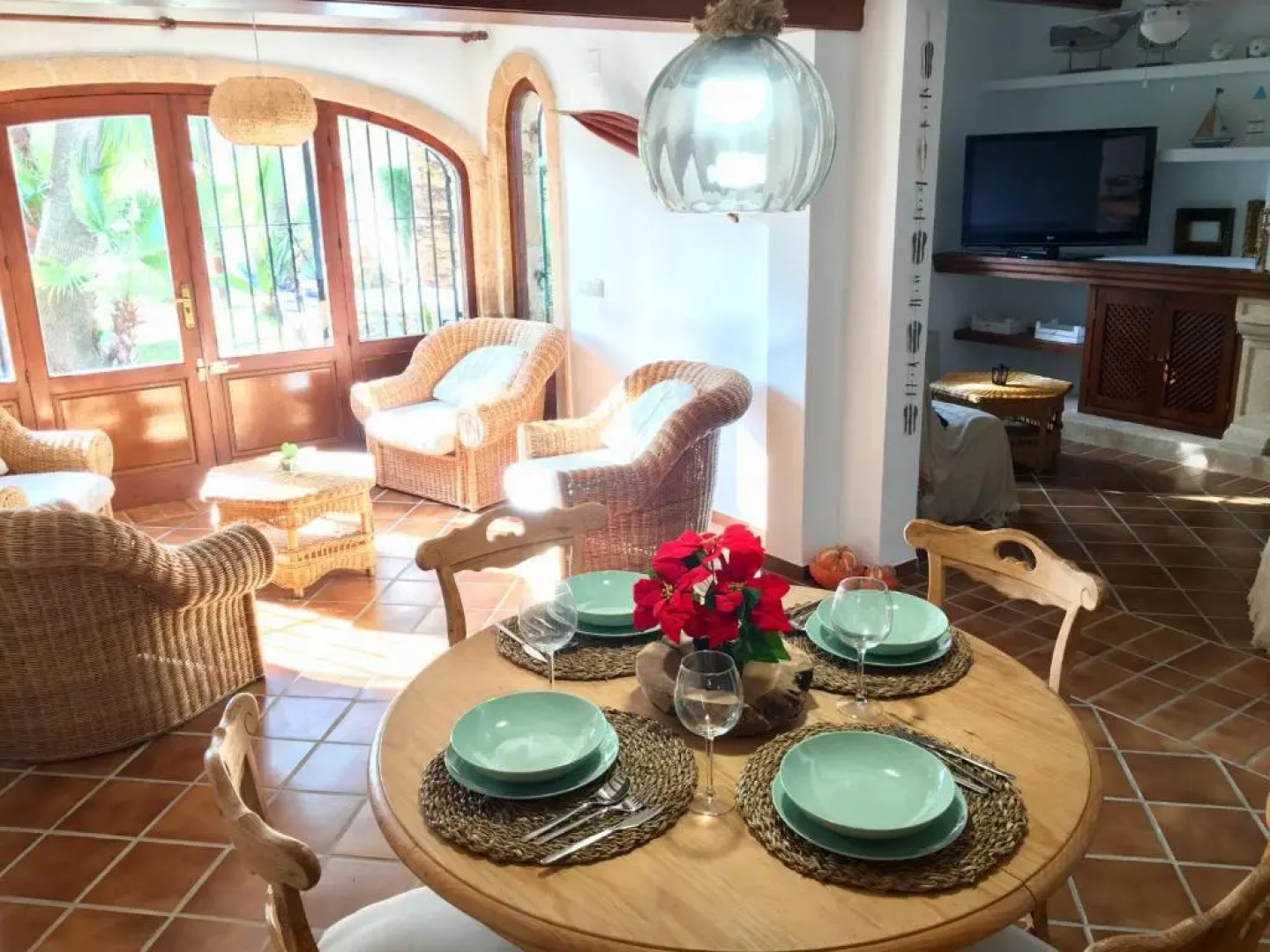 Royal Garden Santa Clara