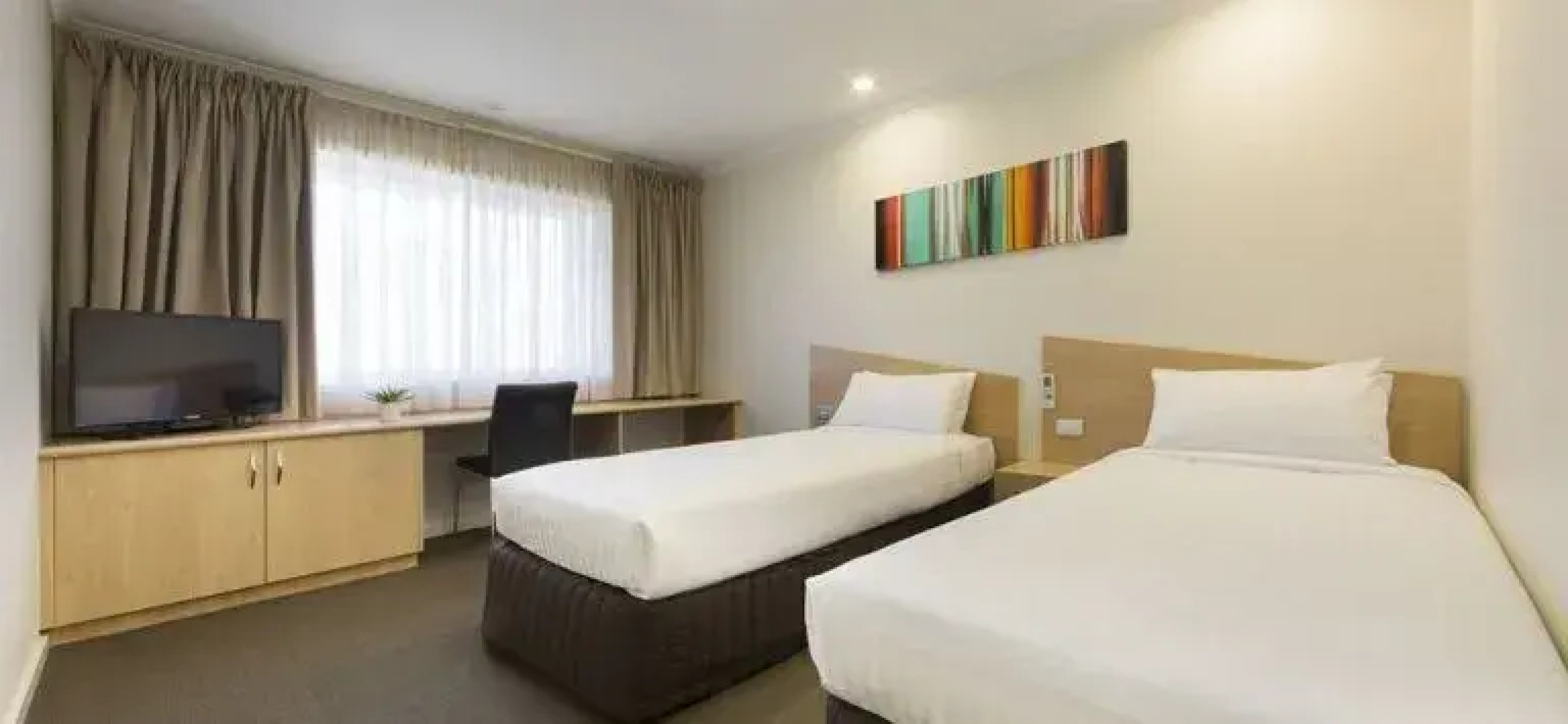 Premier Hotel & Apartments