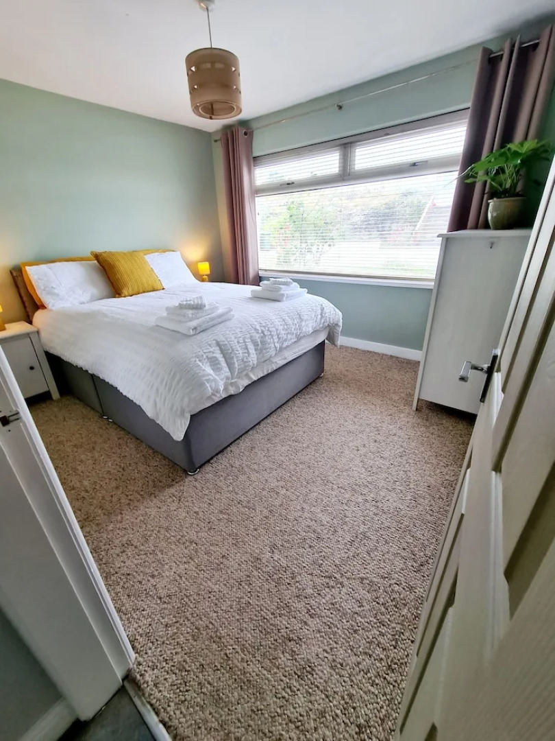 Property 5 Minutes Walk From Trearddur Bay Beach