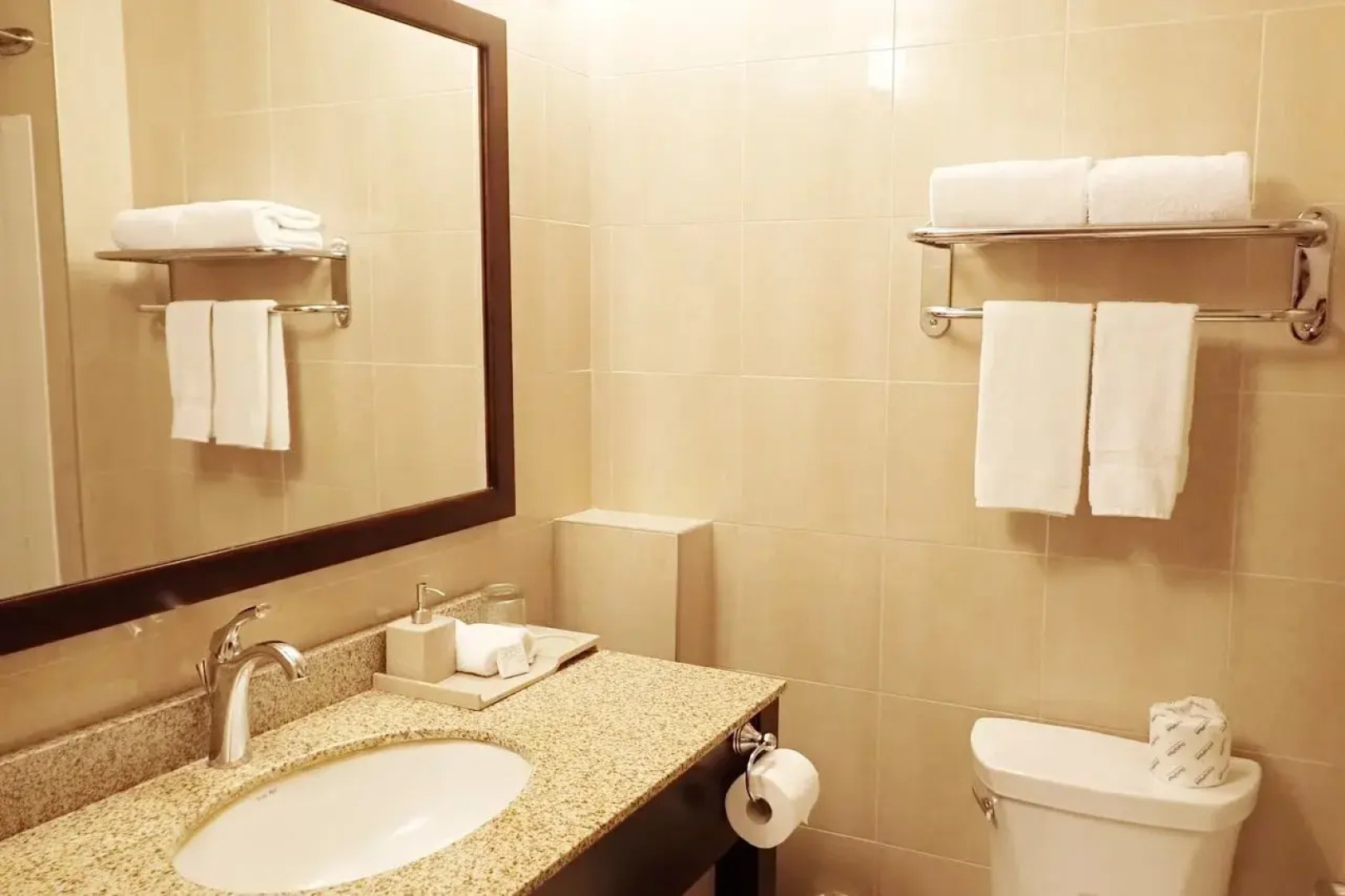 Days Inn & Suites by Wyndham Fort Saskatchewan