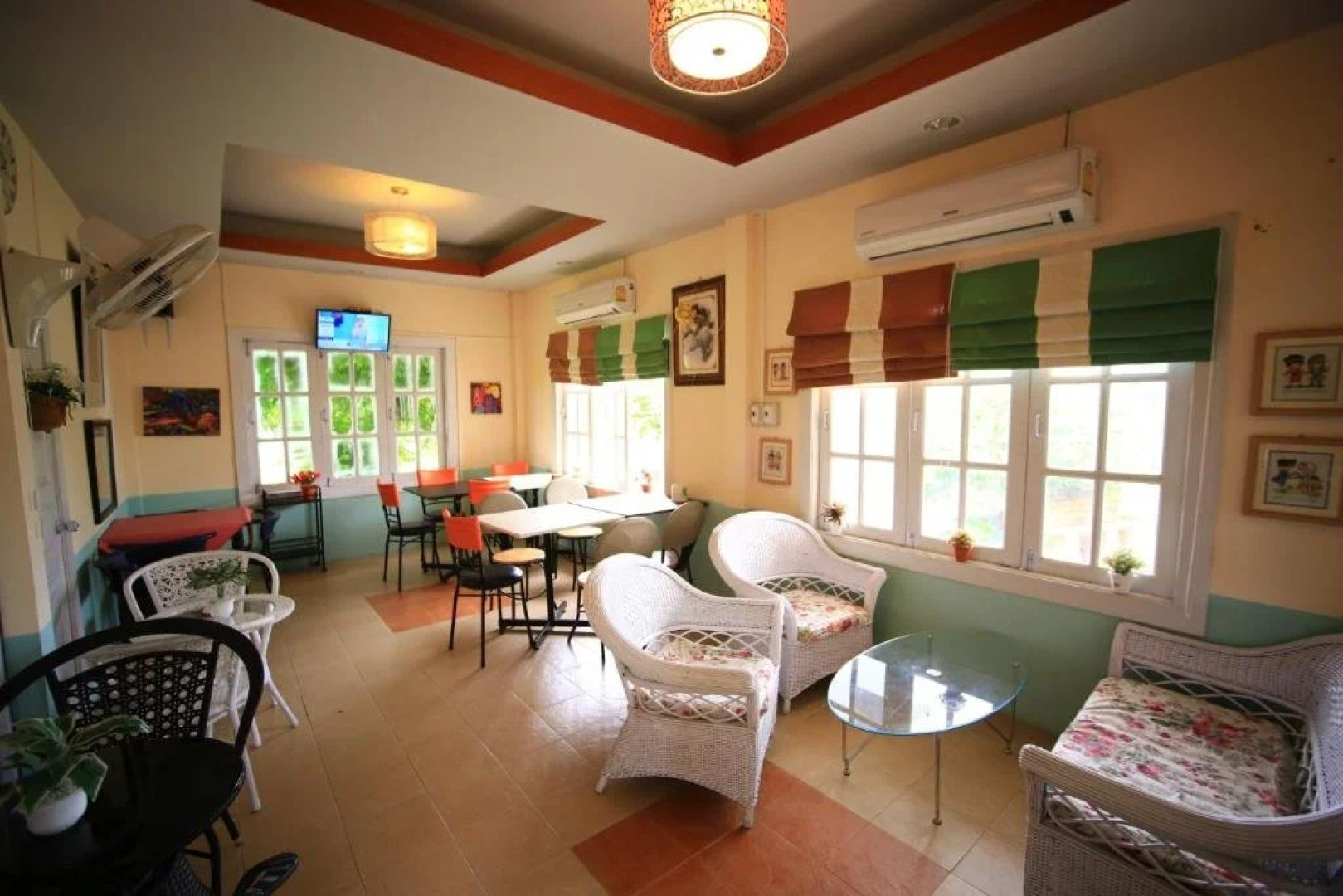 Baanpooya Hotel and Resort