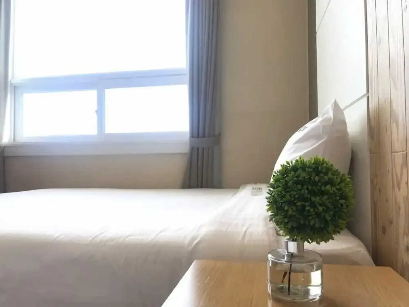 Prada Hotel & Pension