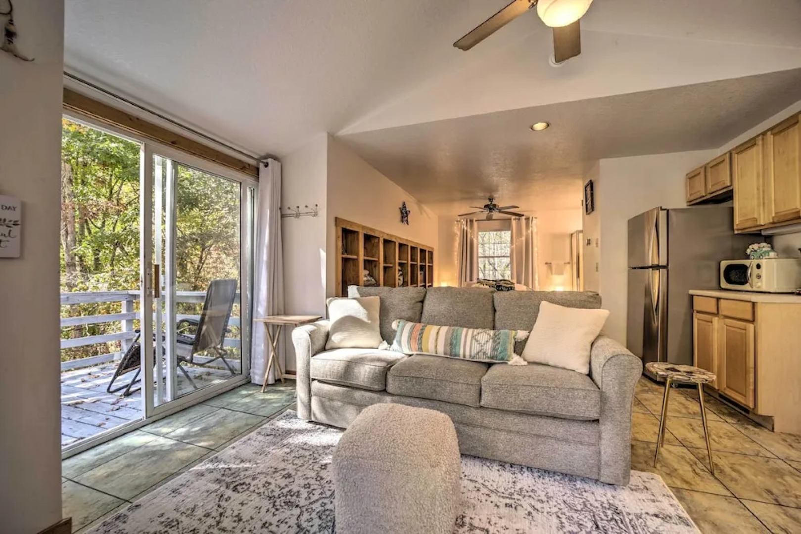 Sky Loft Bryson Studio: 1 Mi From Fontana Lake!