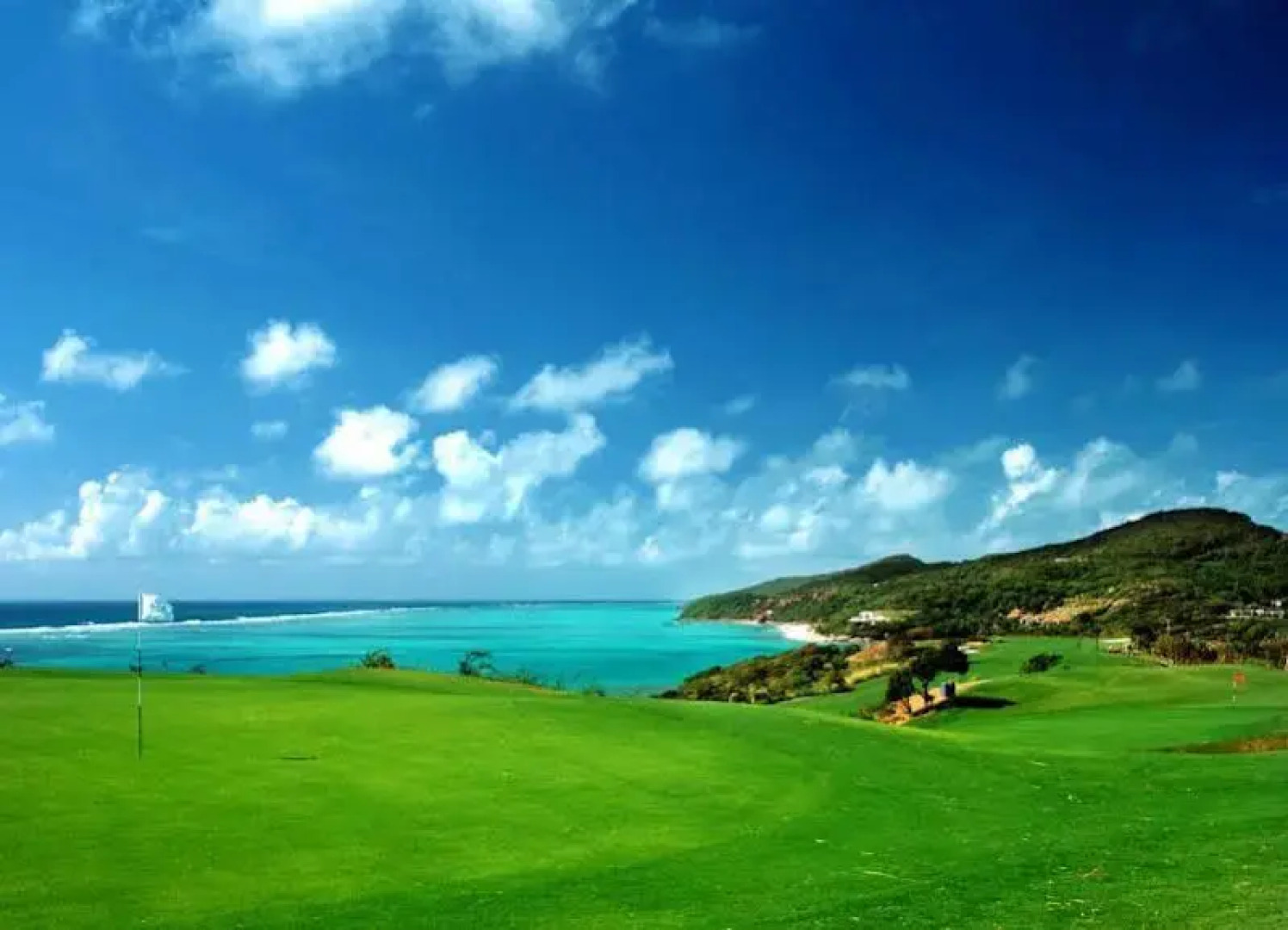 Tamarind Beach Hotel & Yacht Club