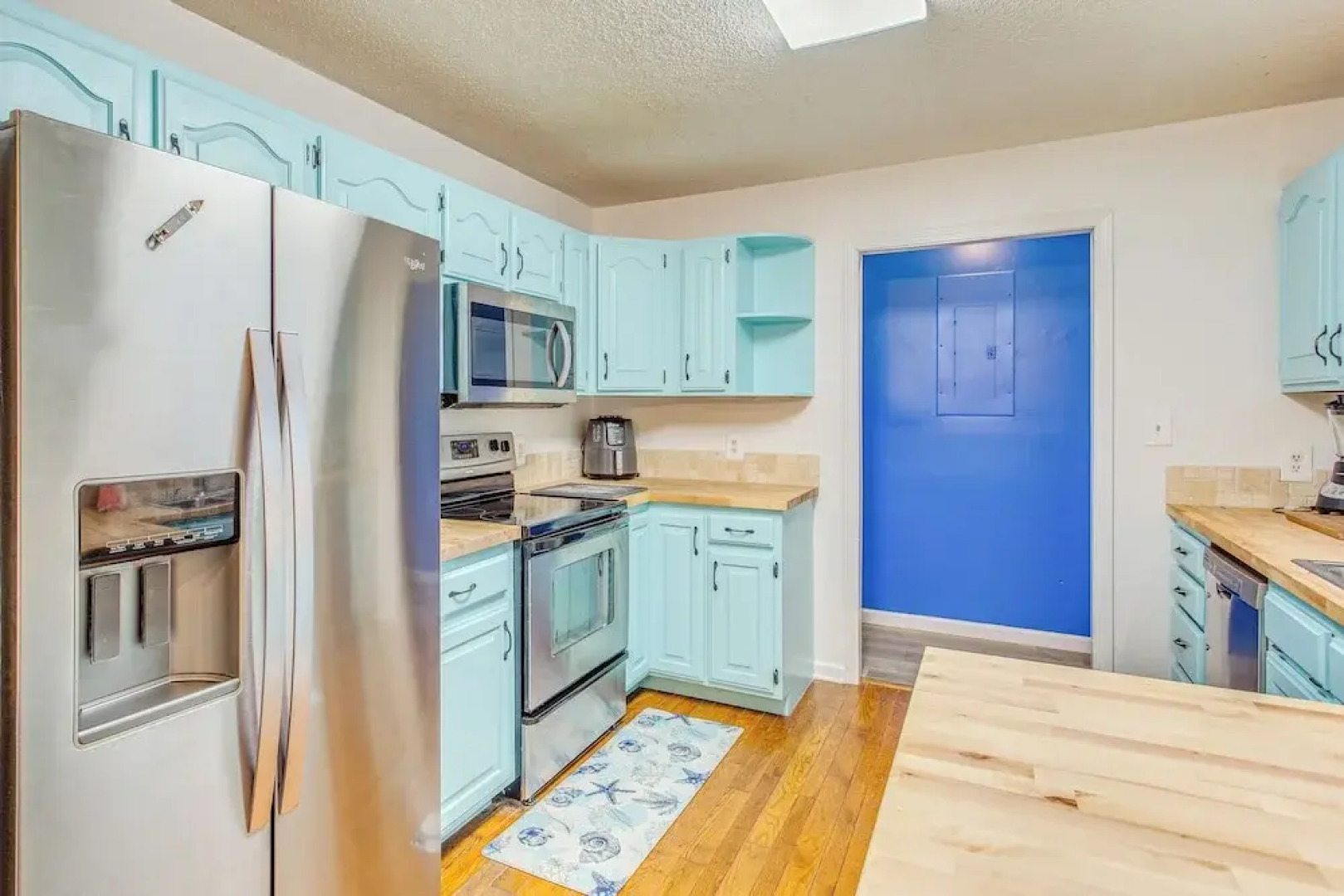 3 Mi to Ocean: Home w/ Deck in Little River!