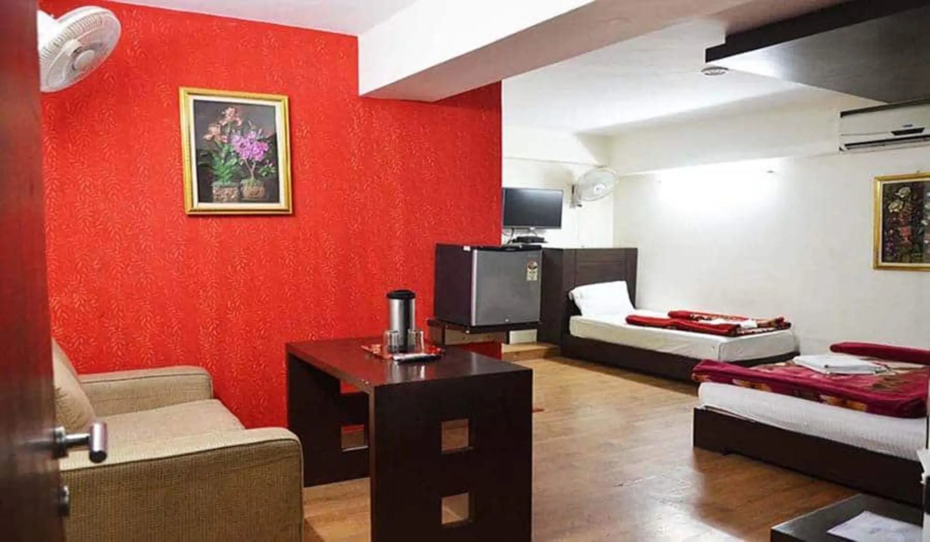 Oyo 36253 Hotel Durga International