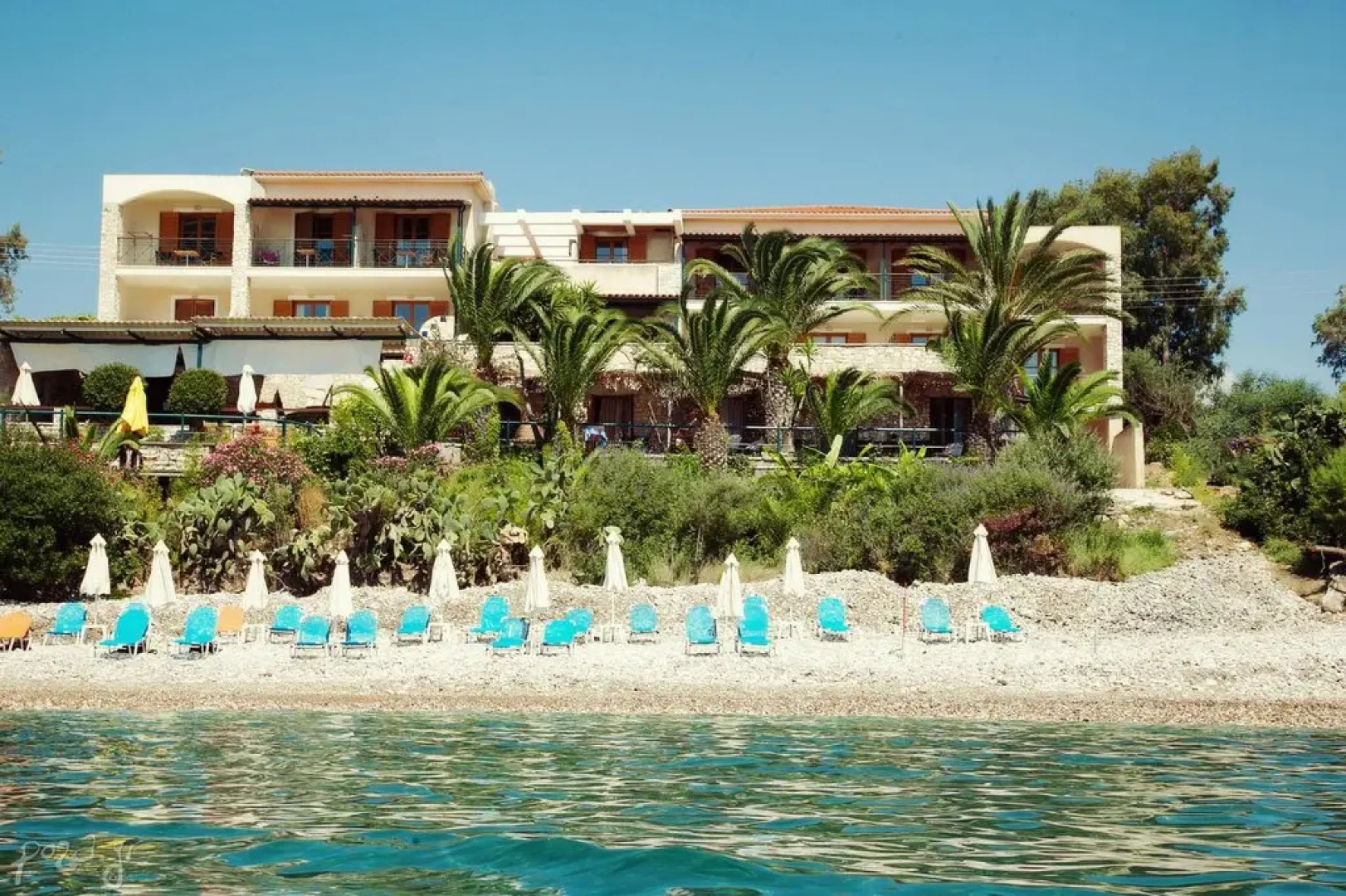 Grekis Hotel and Apartments