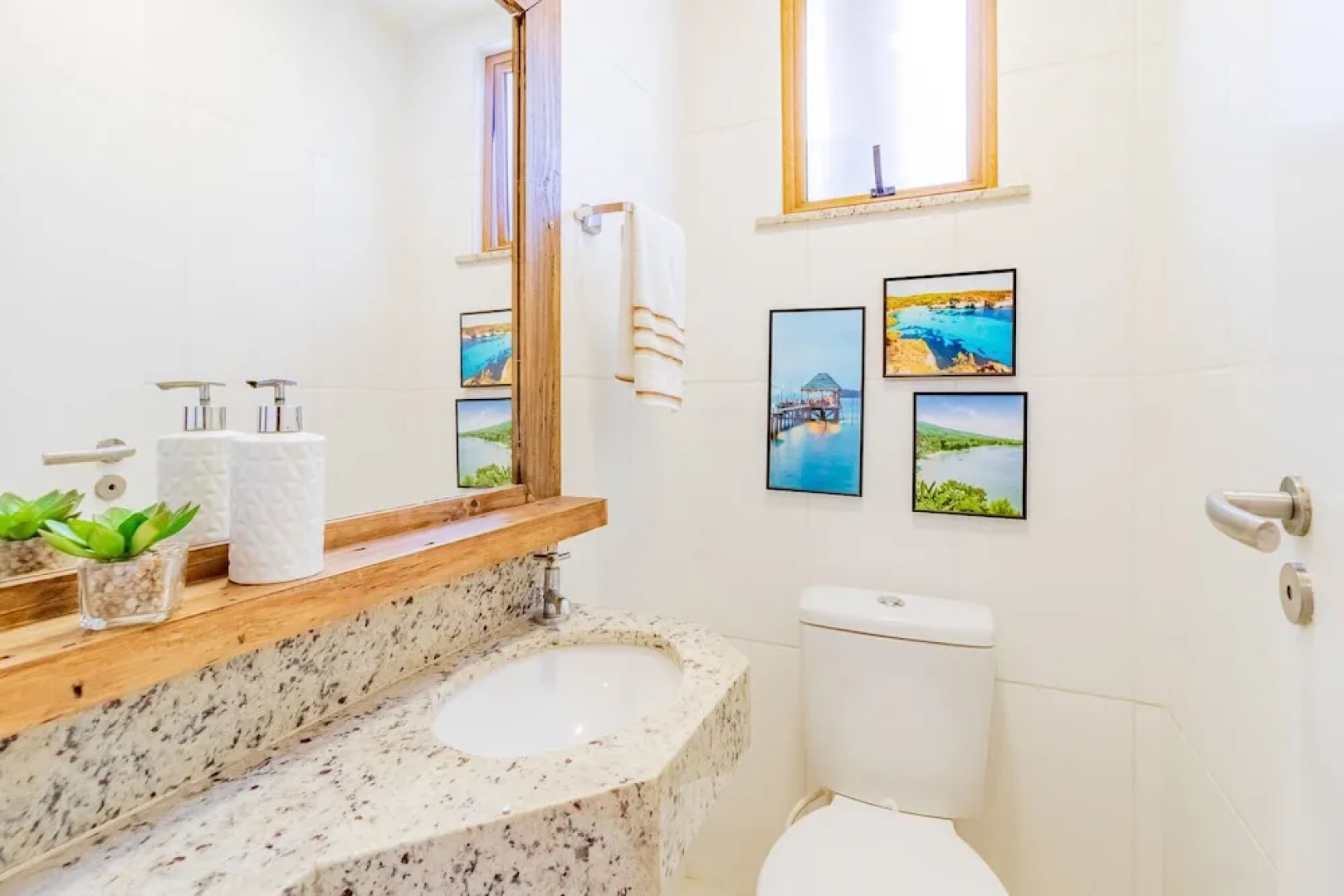 IM04 Ótimo Apto 3 Quartos - Imbassaí