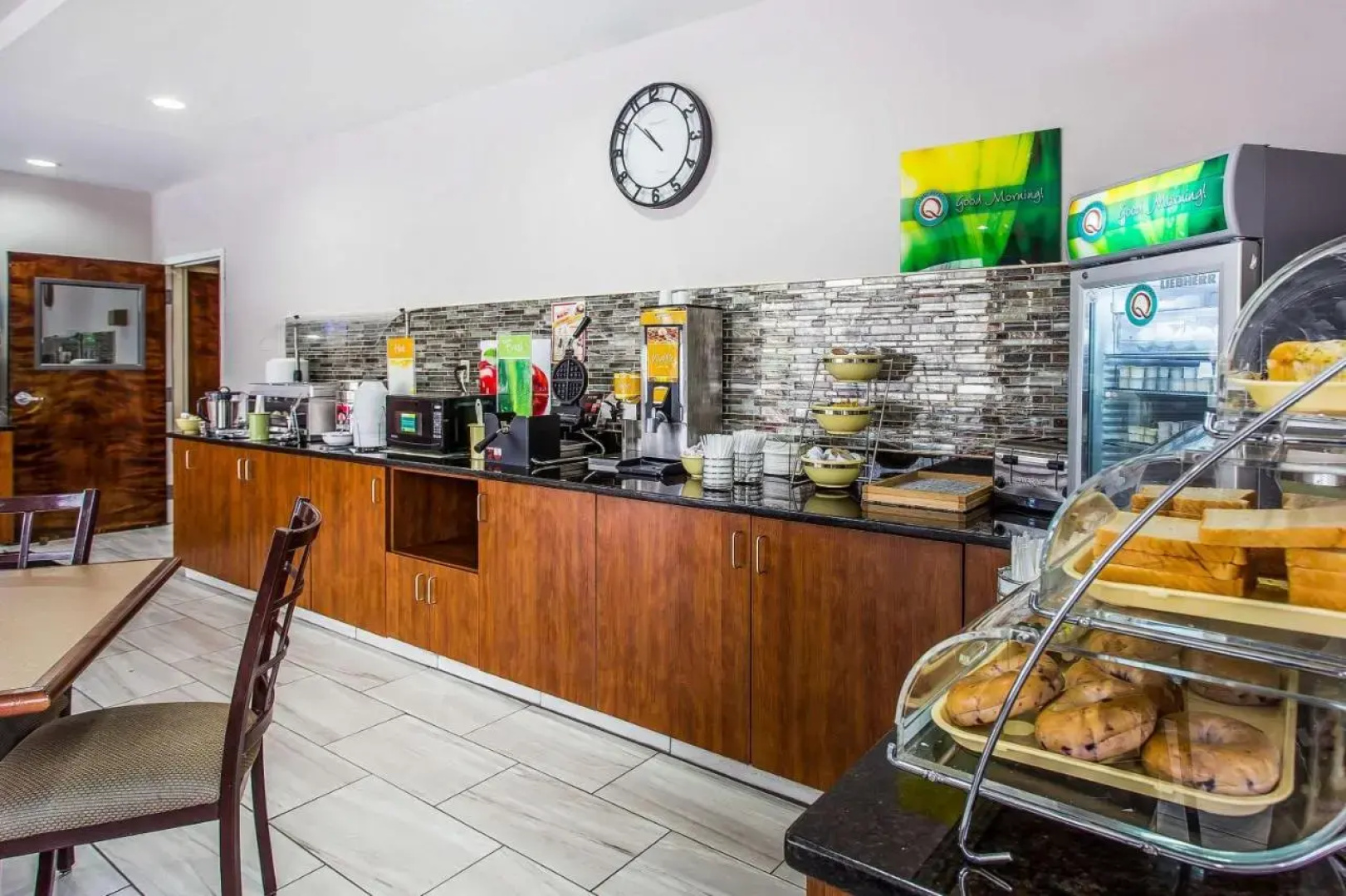 Comfort Inn & Suites