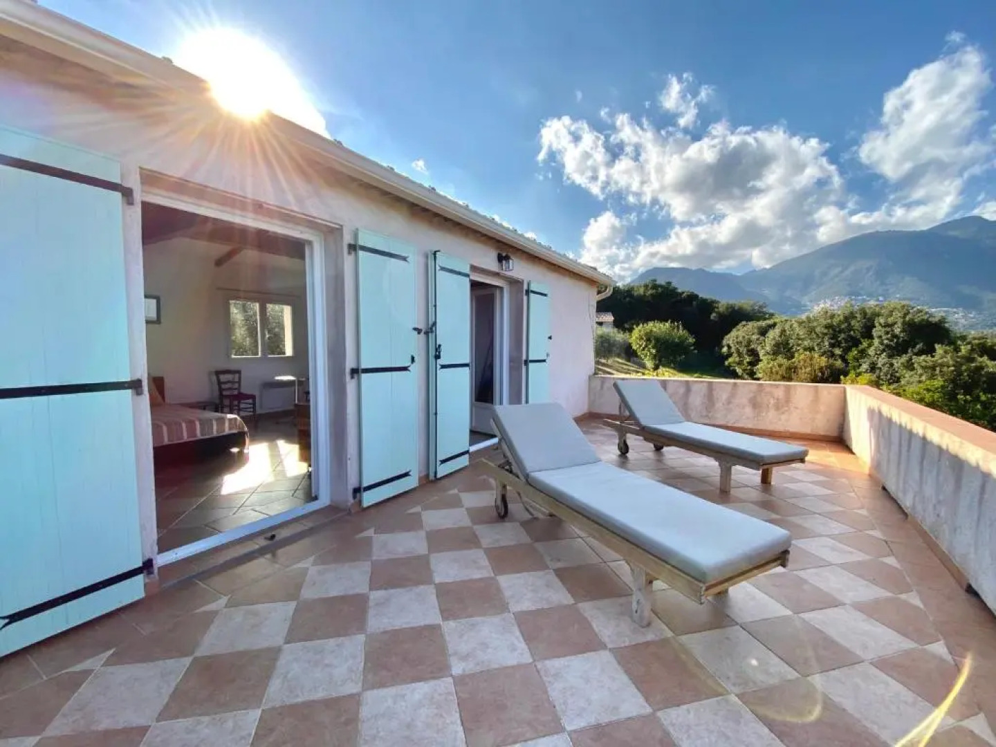 Villa vue mer dans nature protégée, plage à 1,5 km