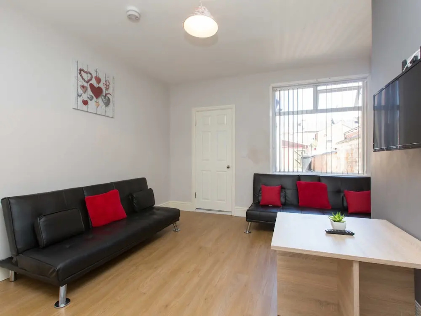 Townhouse @ 55 Brooklyn St