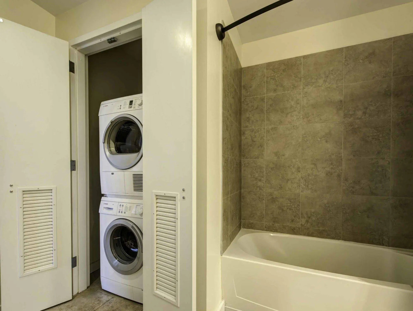 Pelican Residences at Cast Iron Lofts