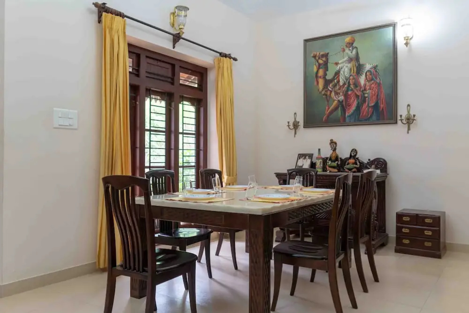 Crystal Homestay by Vista Rooms