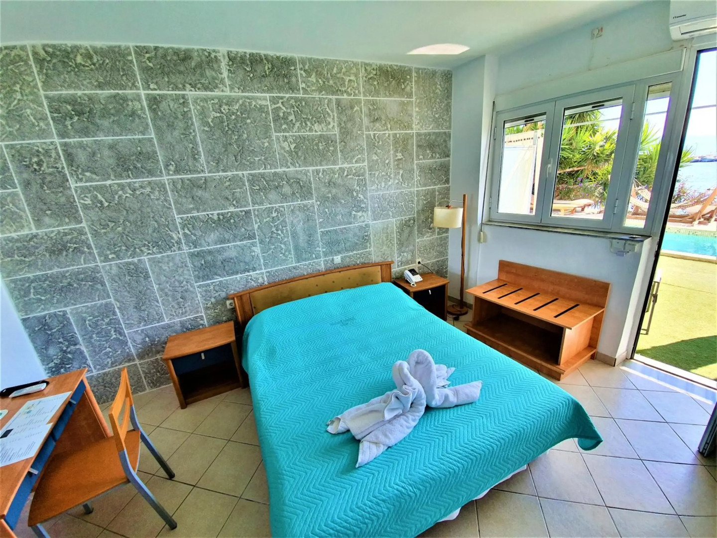 Porto Evia Boutique Hotel