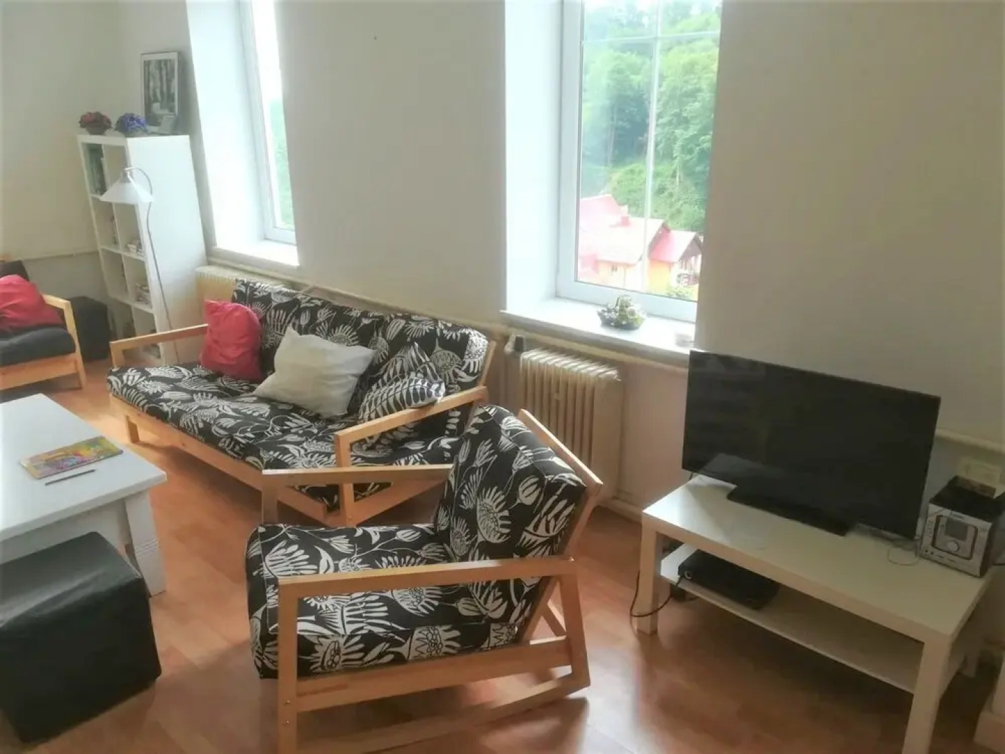 Svoboda na pou Svoboda nad pou