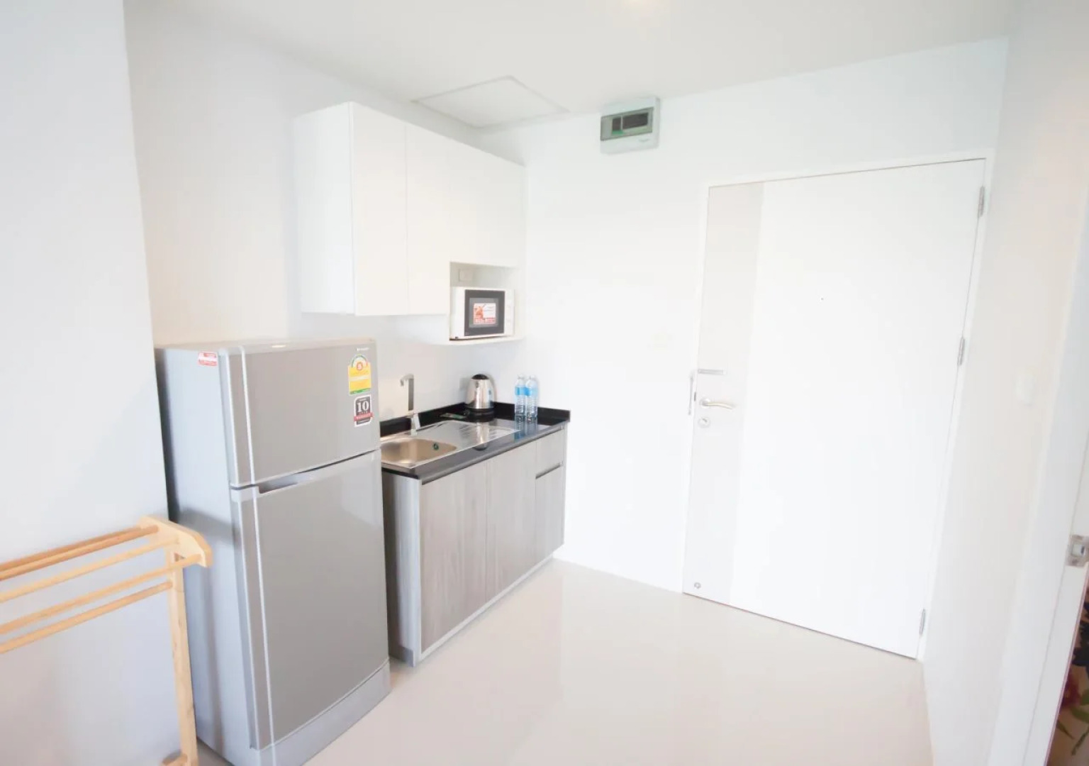 Des Res Hotel and Residence