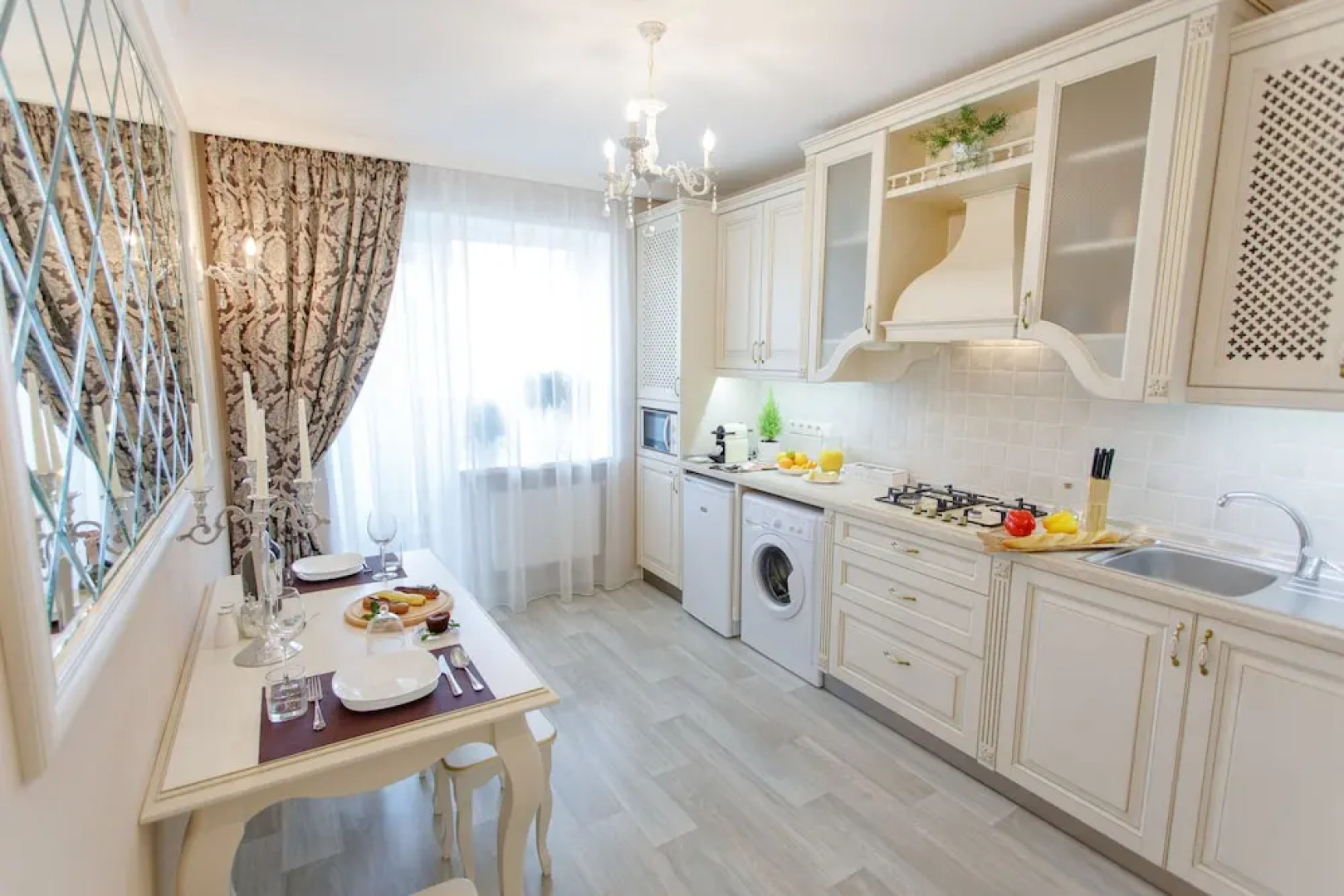 Королевский «люкс» у озера