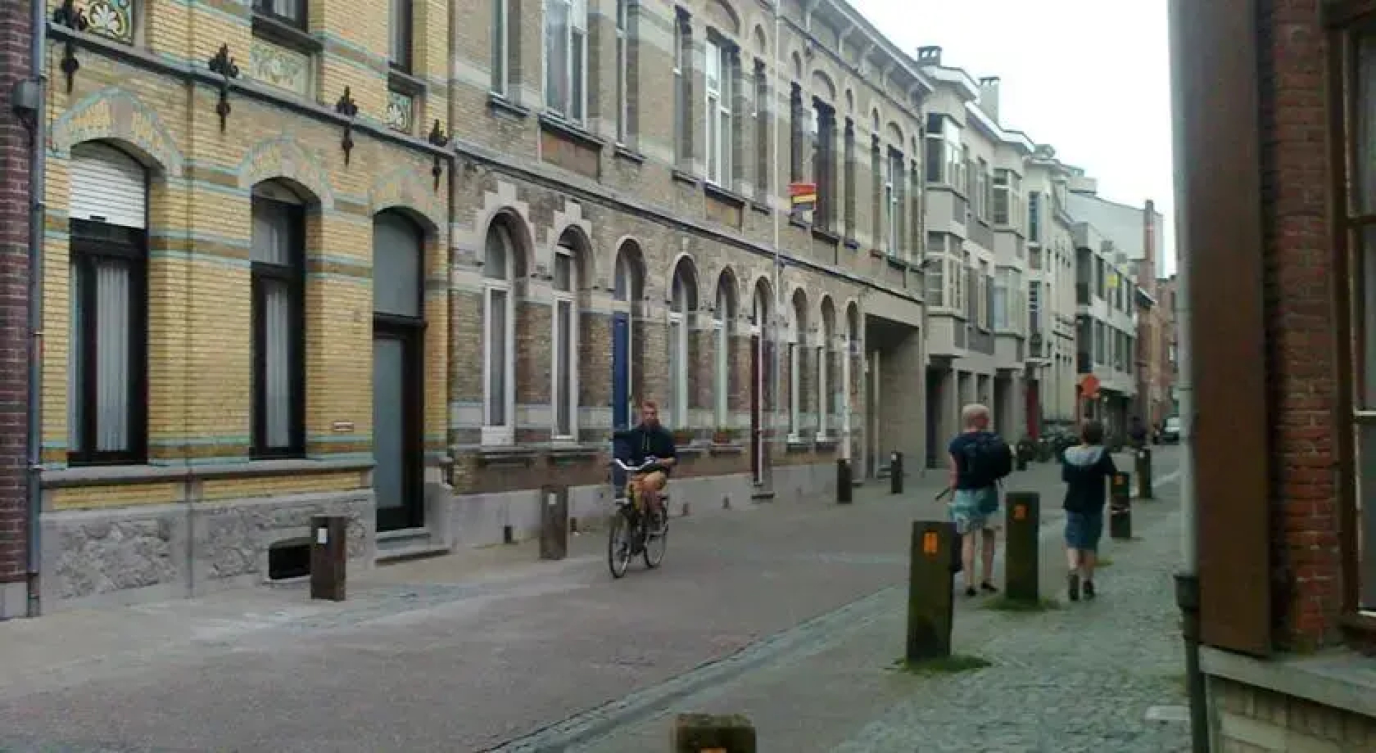 Logies The College