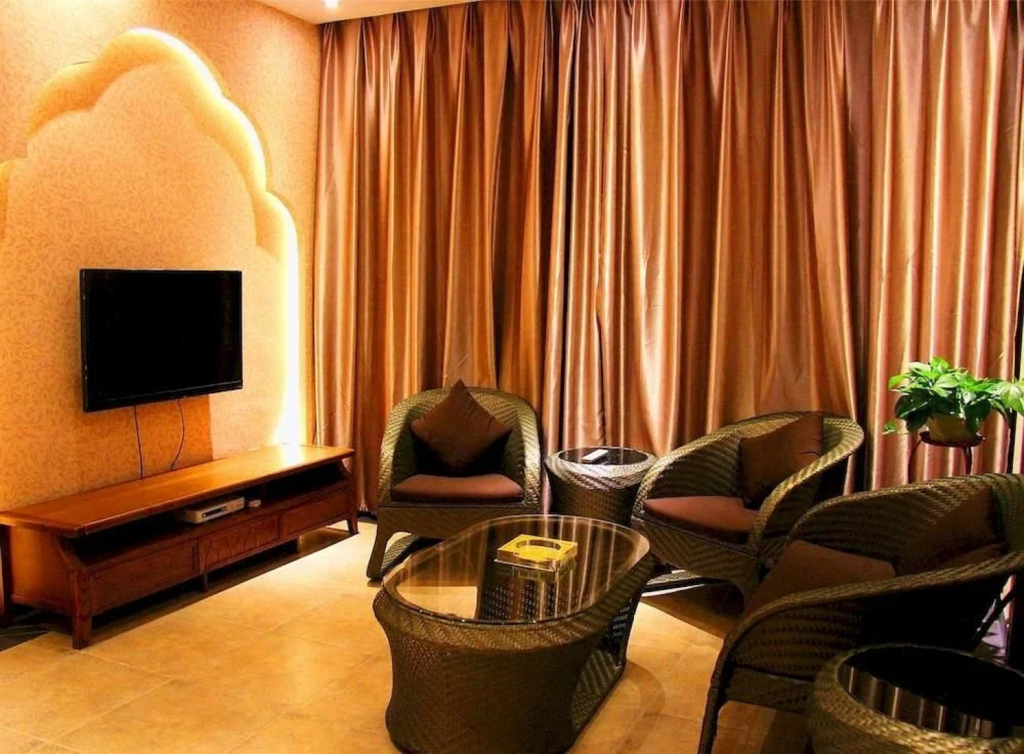 Weite Lande Garden Hotel