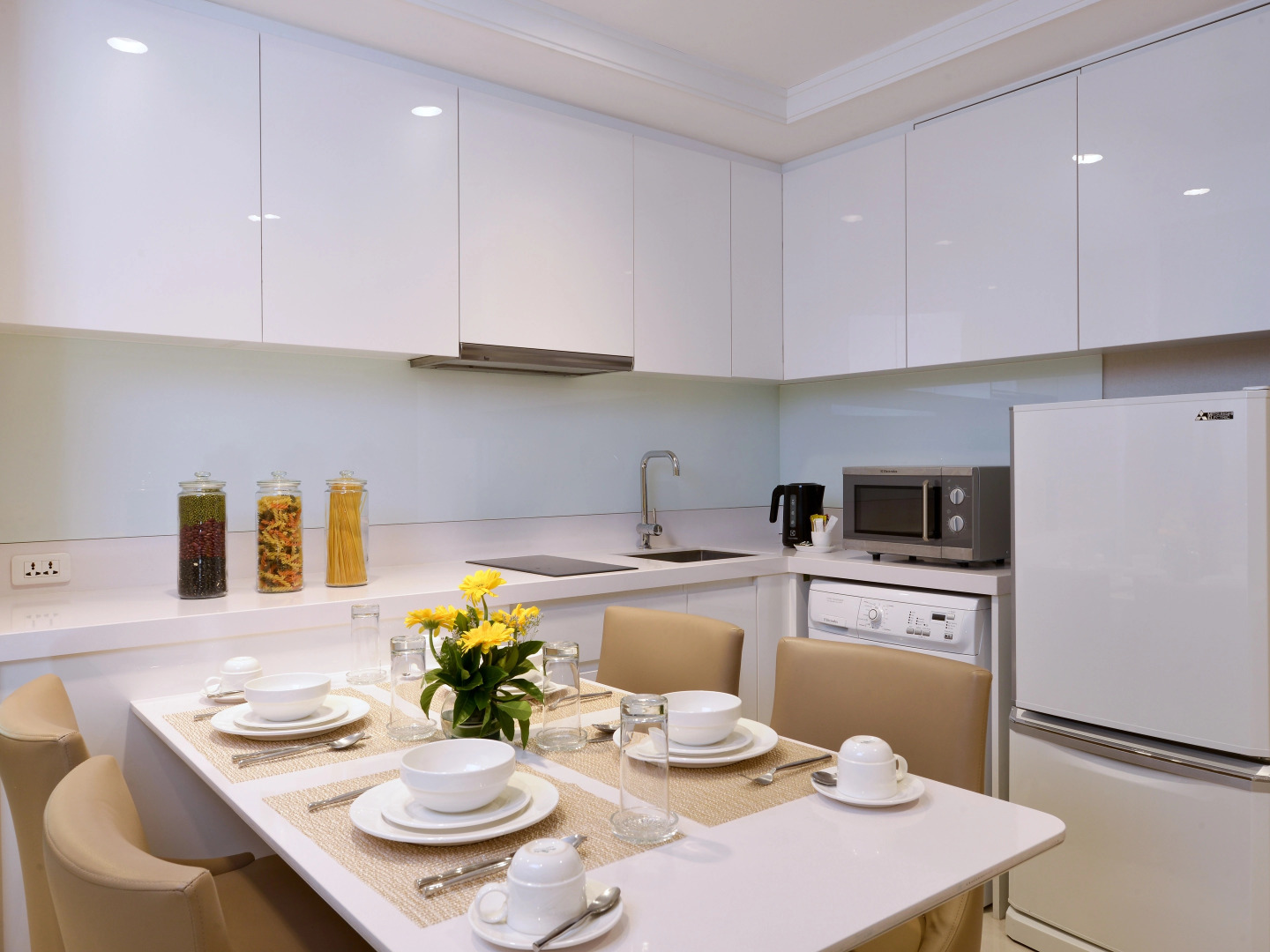 Отель Grande Centre Point Ploenchit