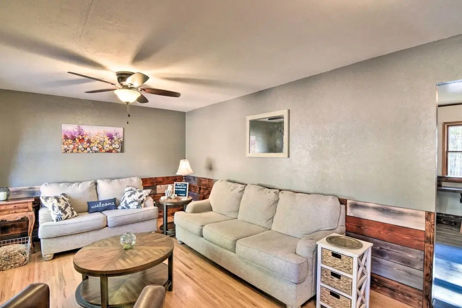 Charming Leadville Retreat w/ Private Hot Tub