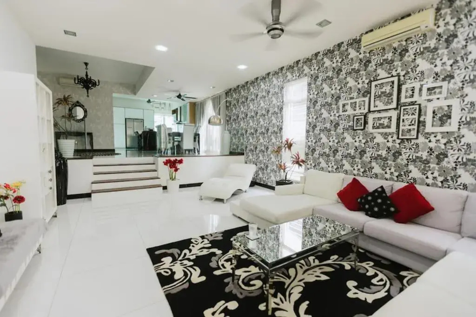 Luxury House near KL City for Vacation and Retreat