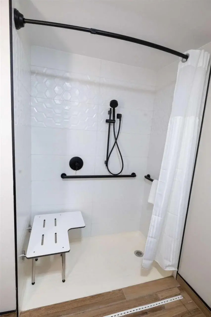 DoubleTree by Hilton Tinton Falls - Eatontown