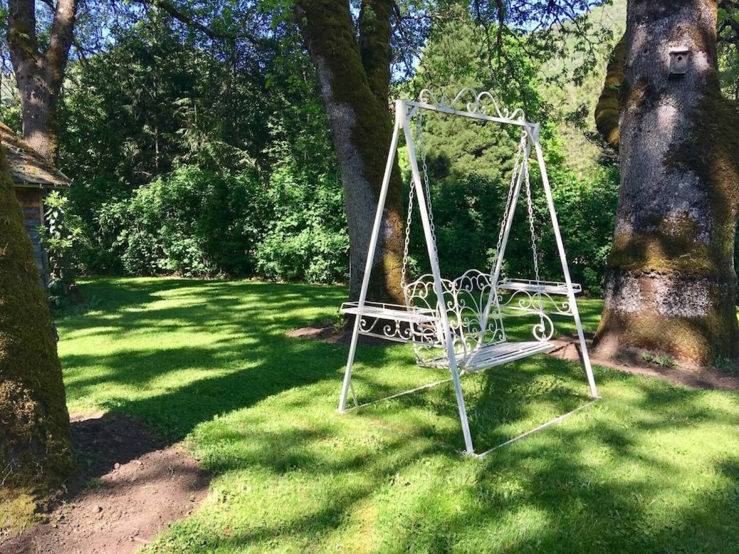 Romantic Rogue River Cottage ~ Near Del Rio Winery