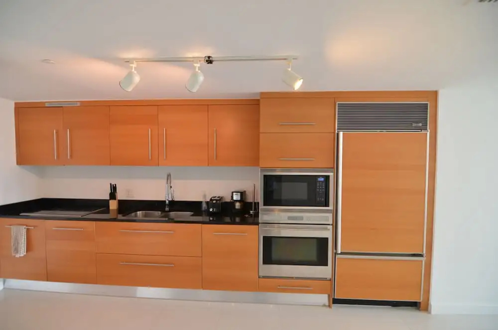 Apartment by Riviera Luxury Living