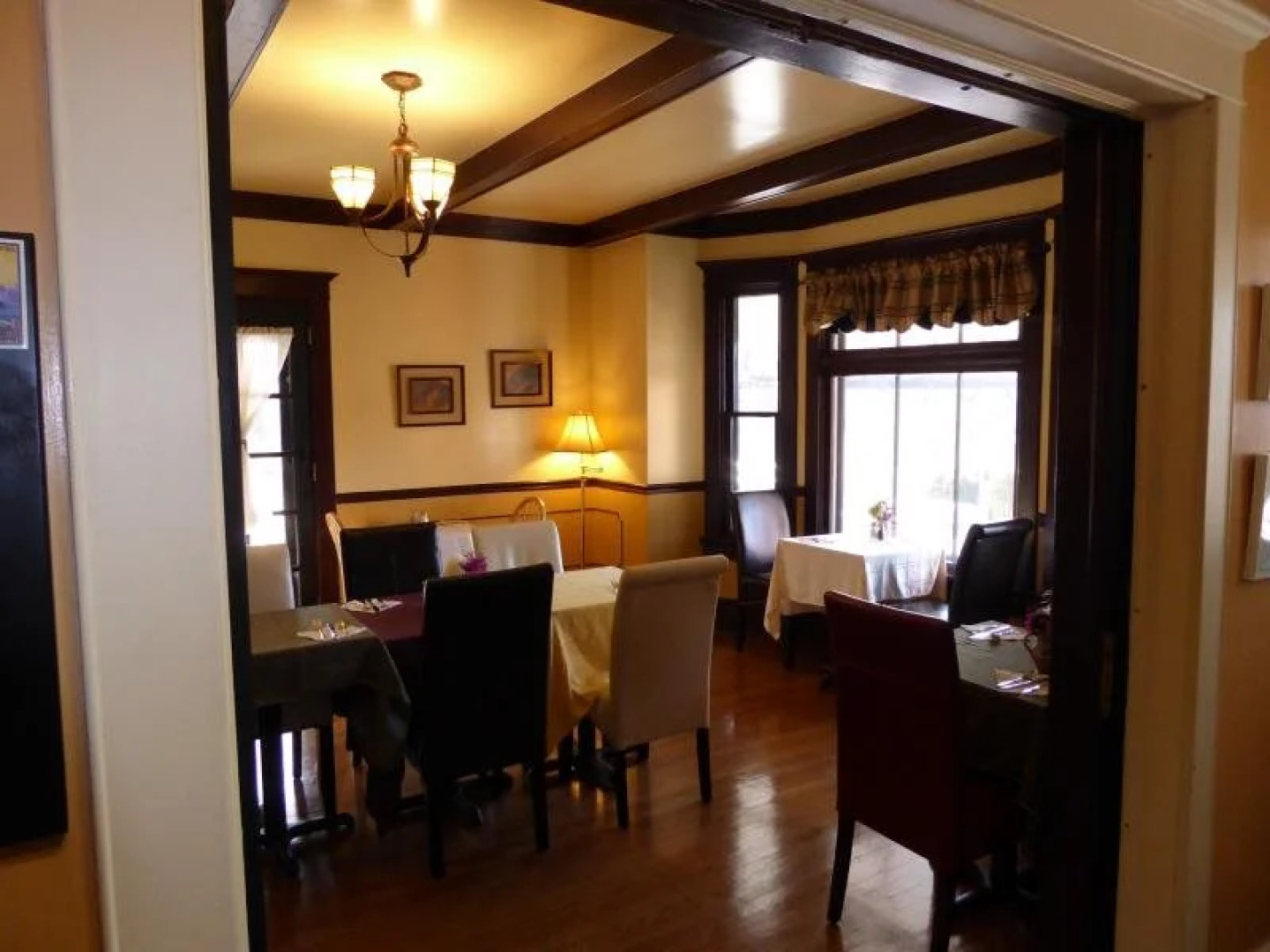 Goldsmith's Riverfront Inn