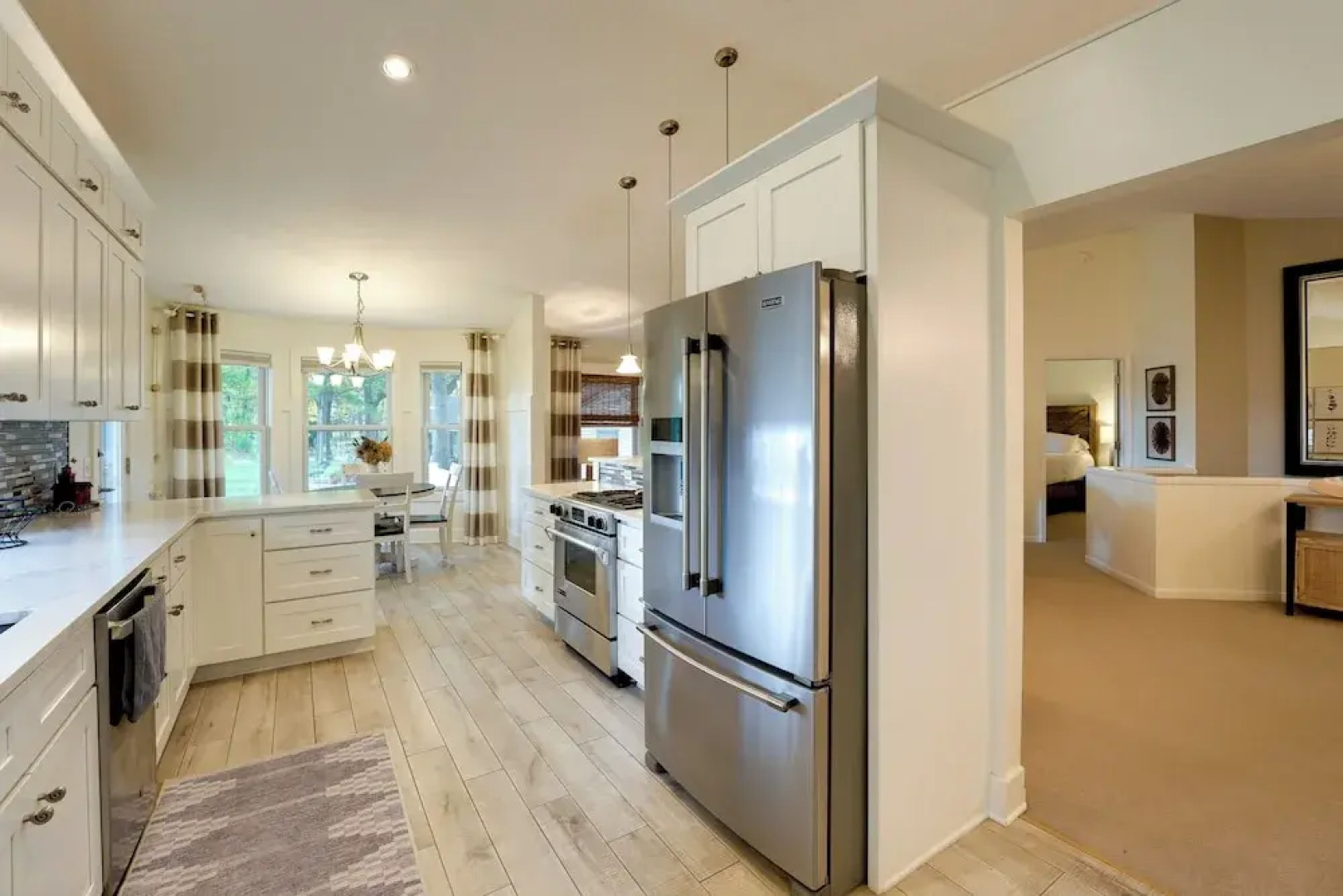 Holland Home: Walk to the Beach!