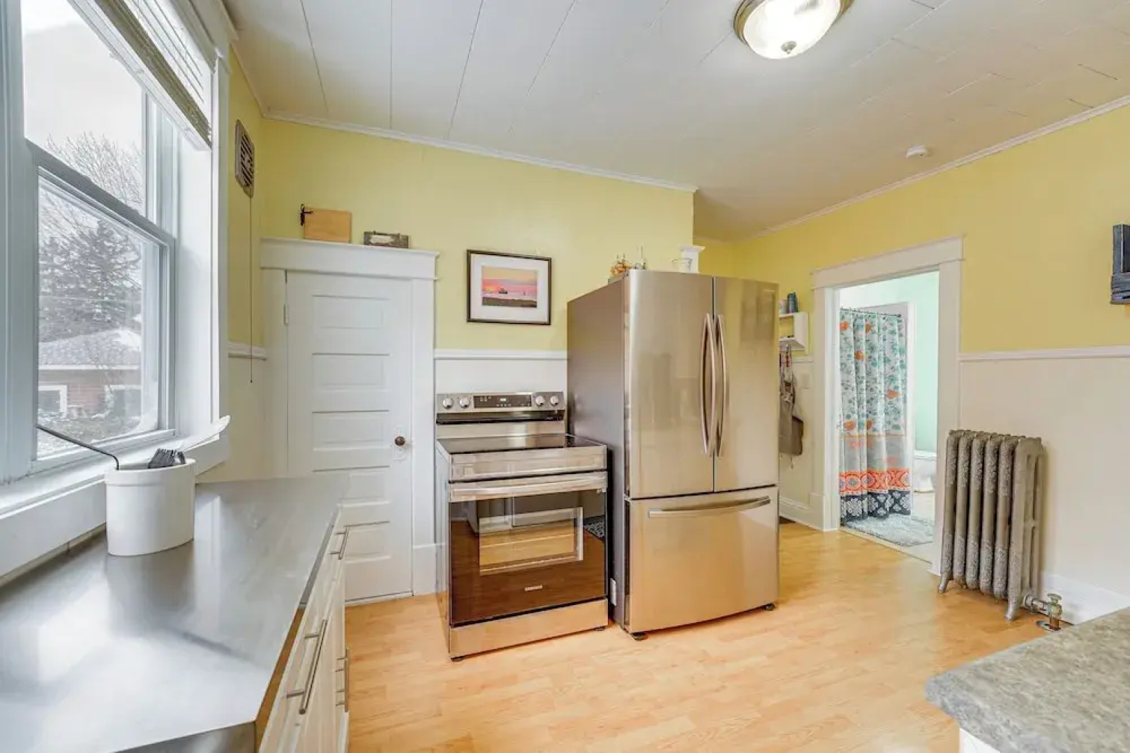 Ludington Home w/ 6 Bicycles < 1 Mi to Beach!