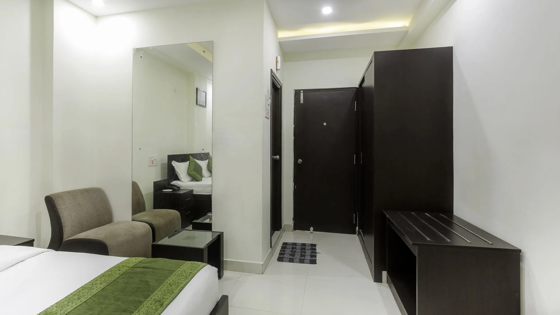 Treebo Trip Tals Hytek Hi-Tech City