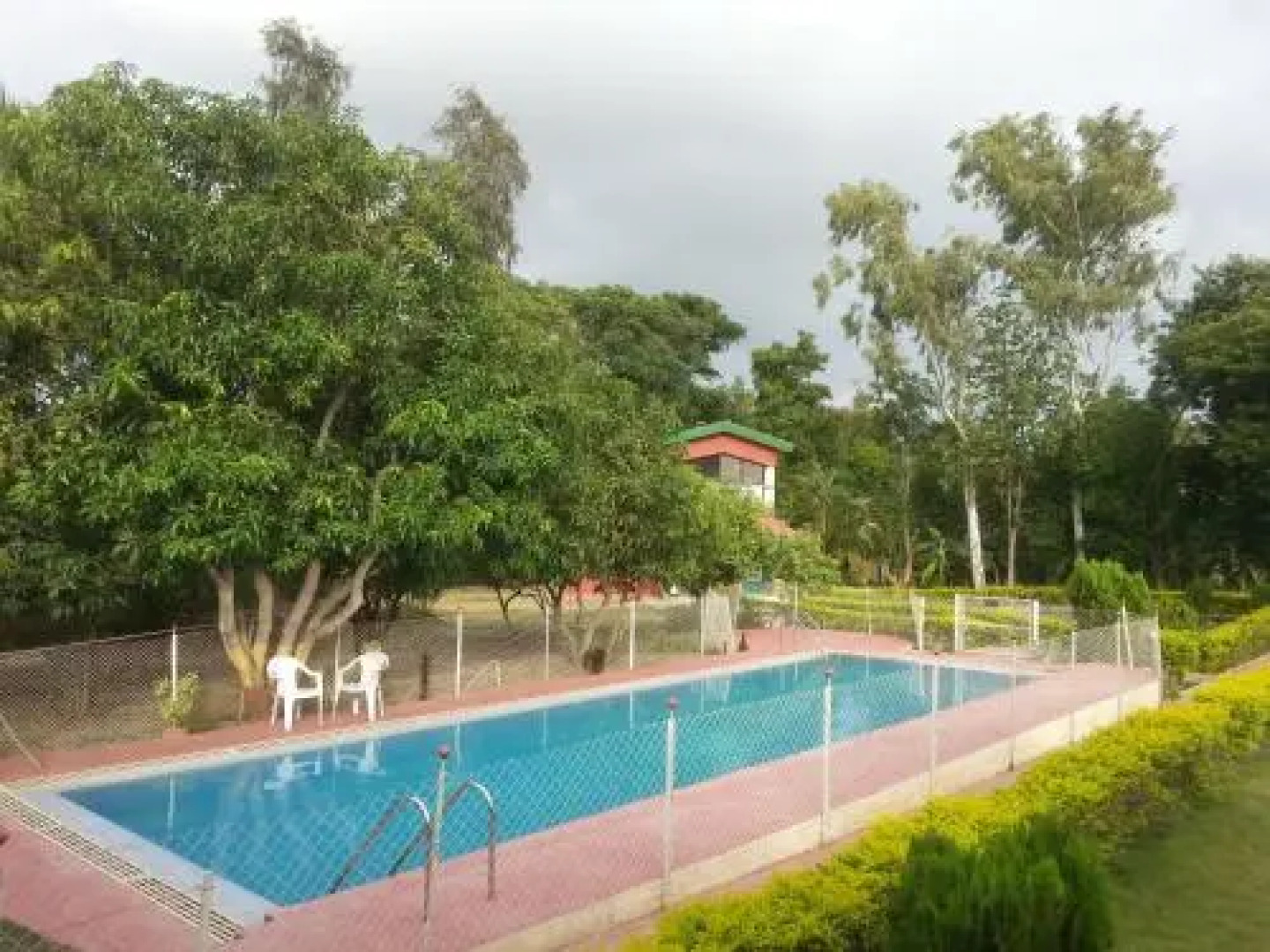 Naturals Resort Devlali