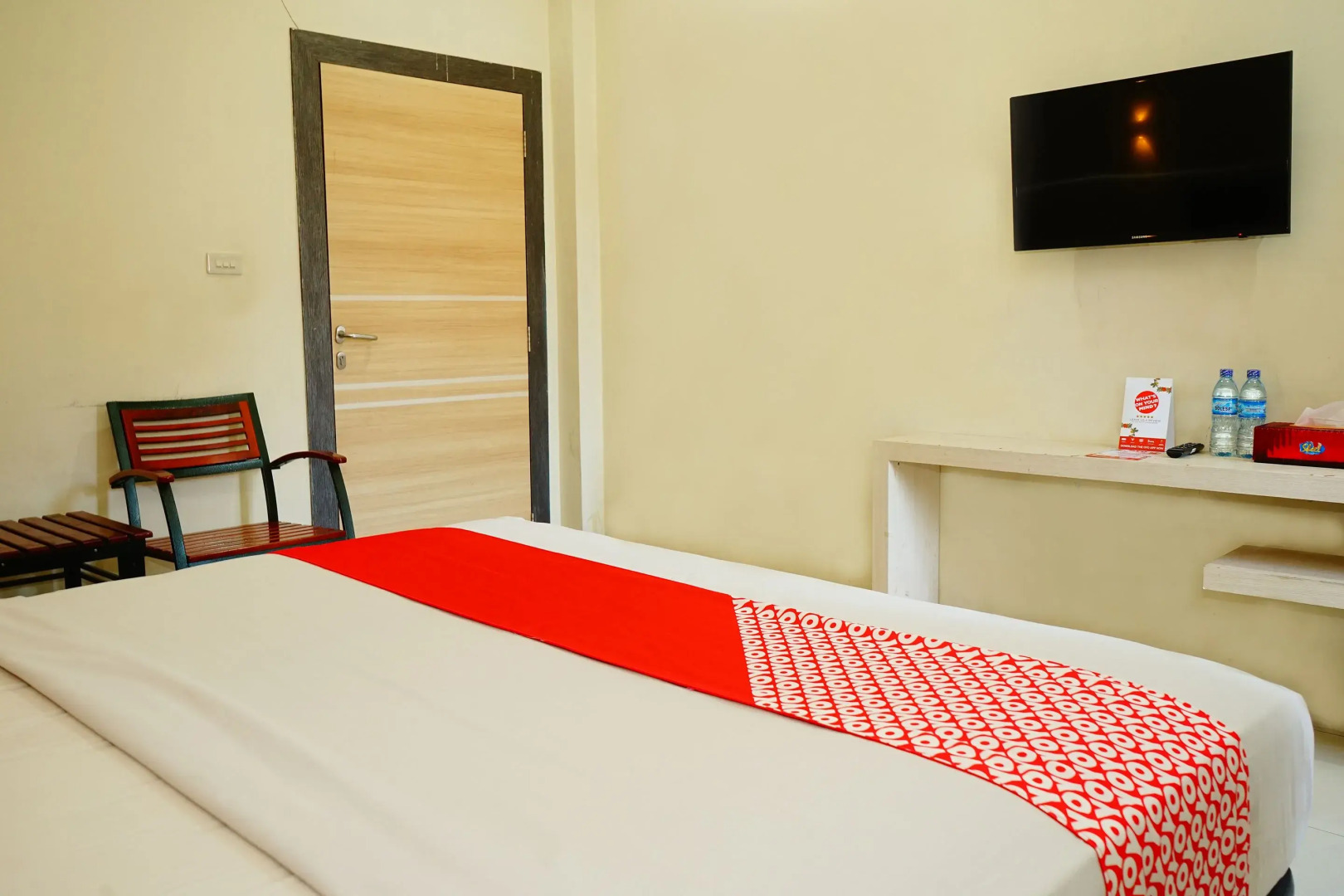 OYO 624 Hotel Golden Vella