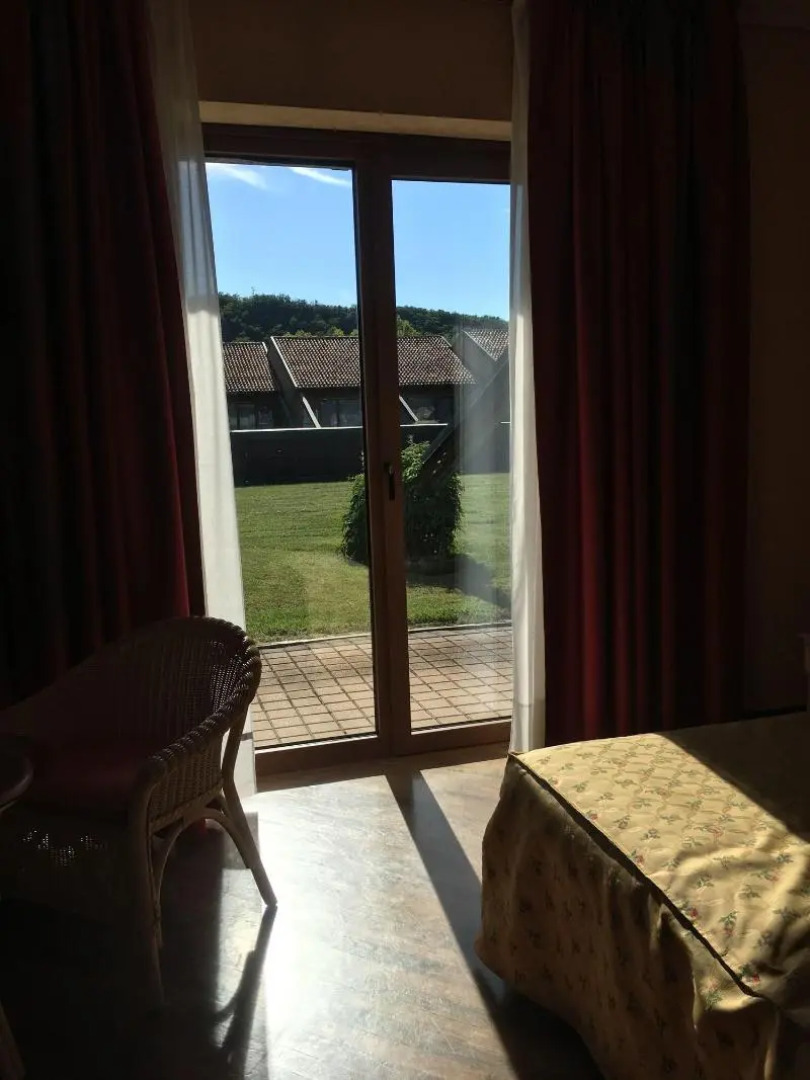 Отель Serravalle Golf