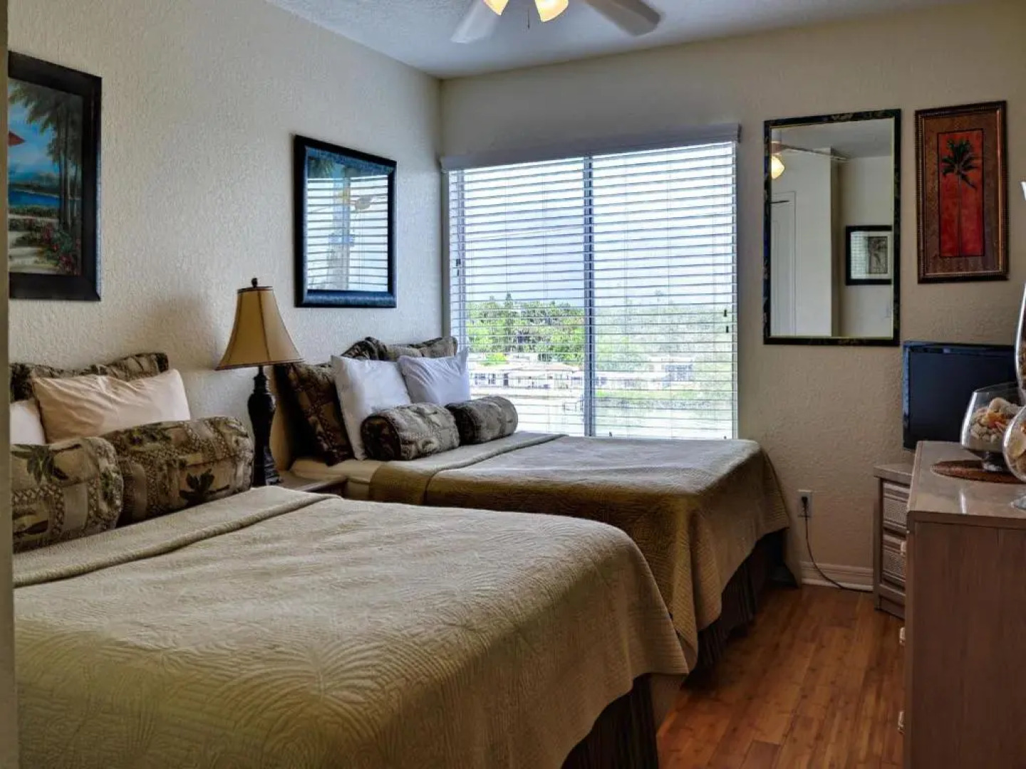 West Coast Vista 3E Bay View Condo 442