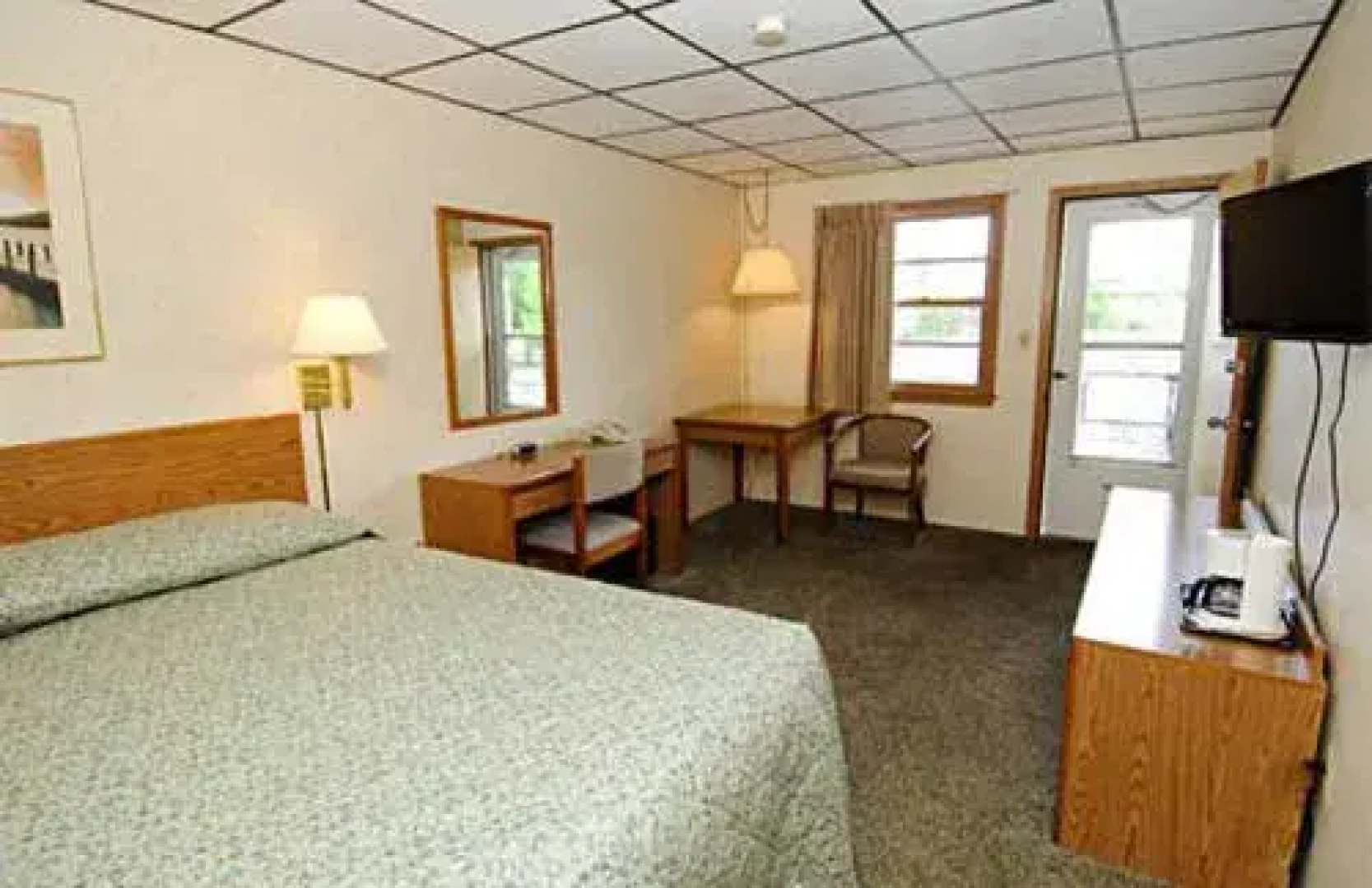 Pine View Inn