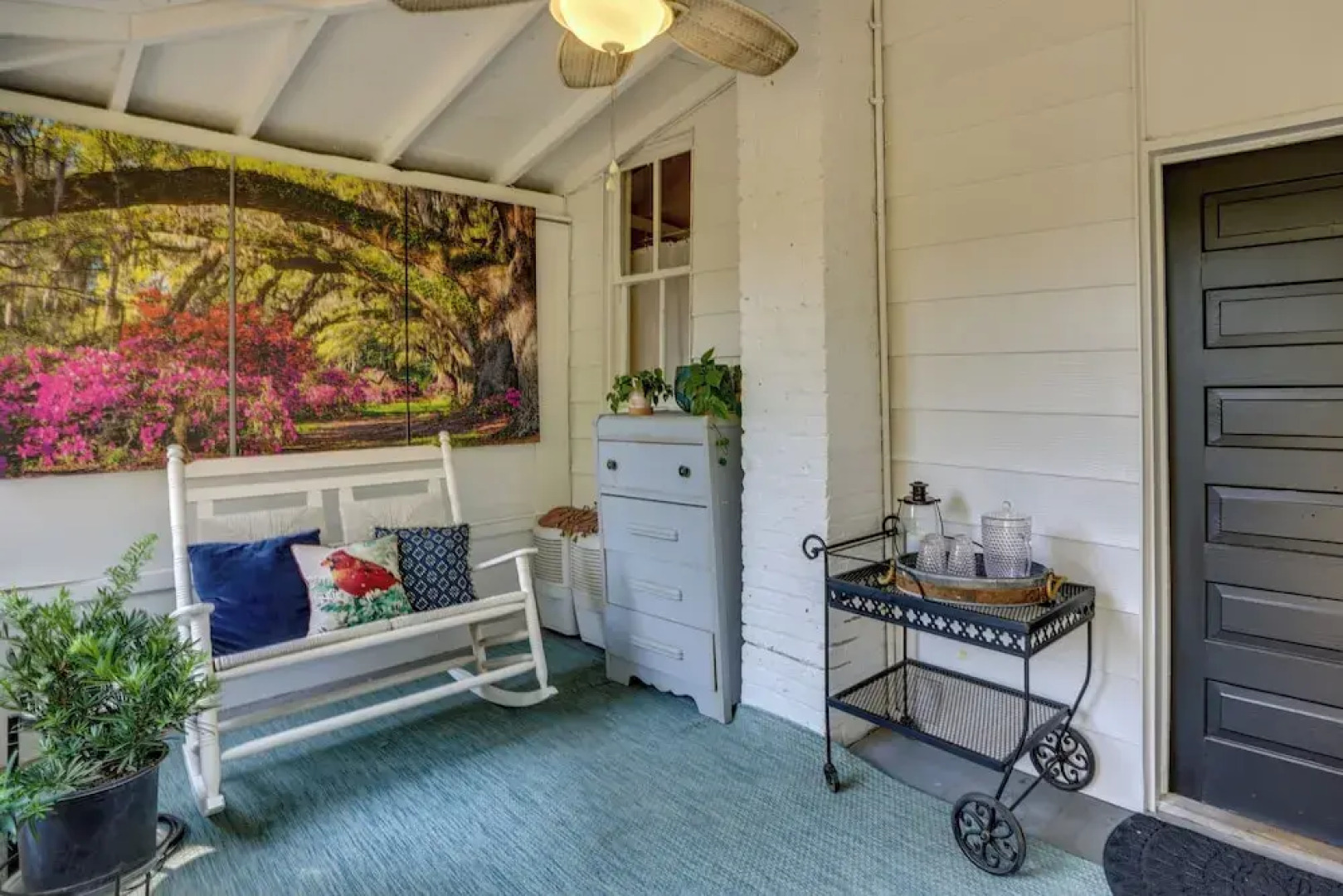 Charming Thomasville Getaway: Walk to Downtown!