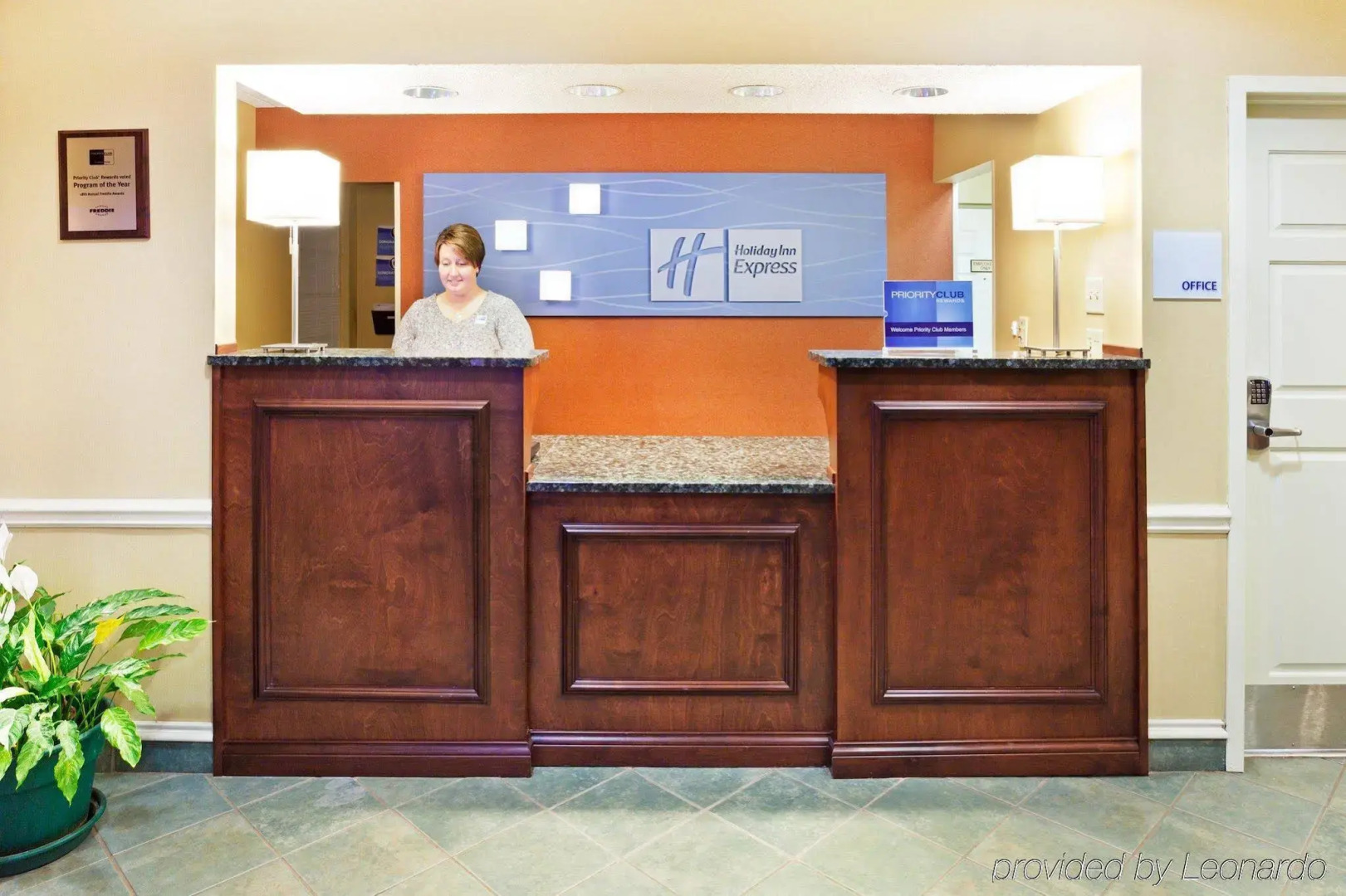 Holiday Inn Express & Suites Alcoa (Knoxville Airport) by IHG