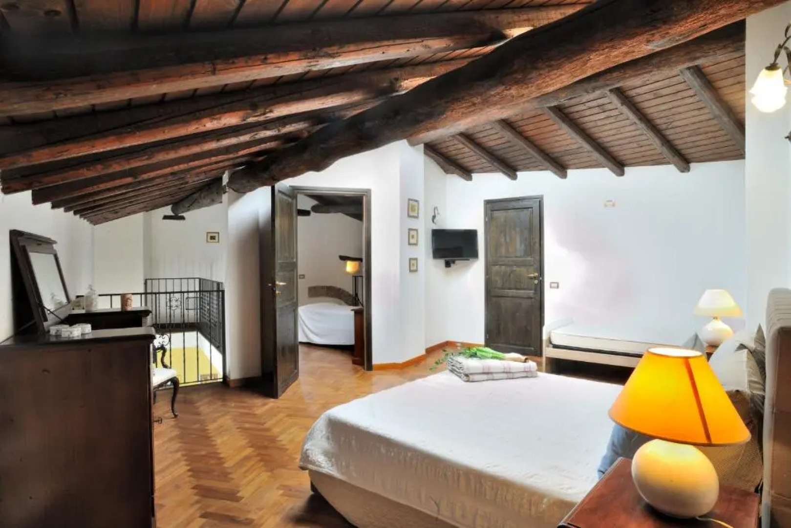 Stone Cottage Deluxe