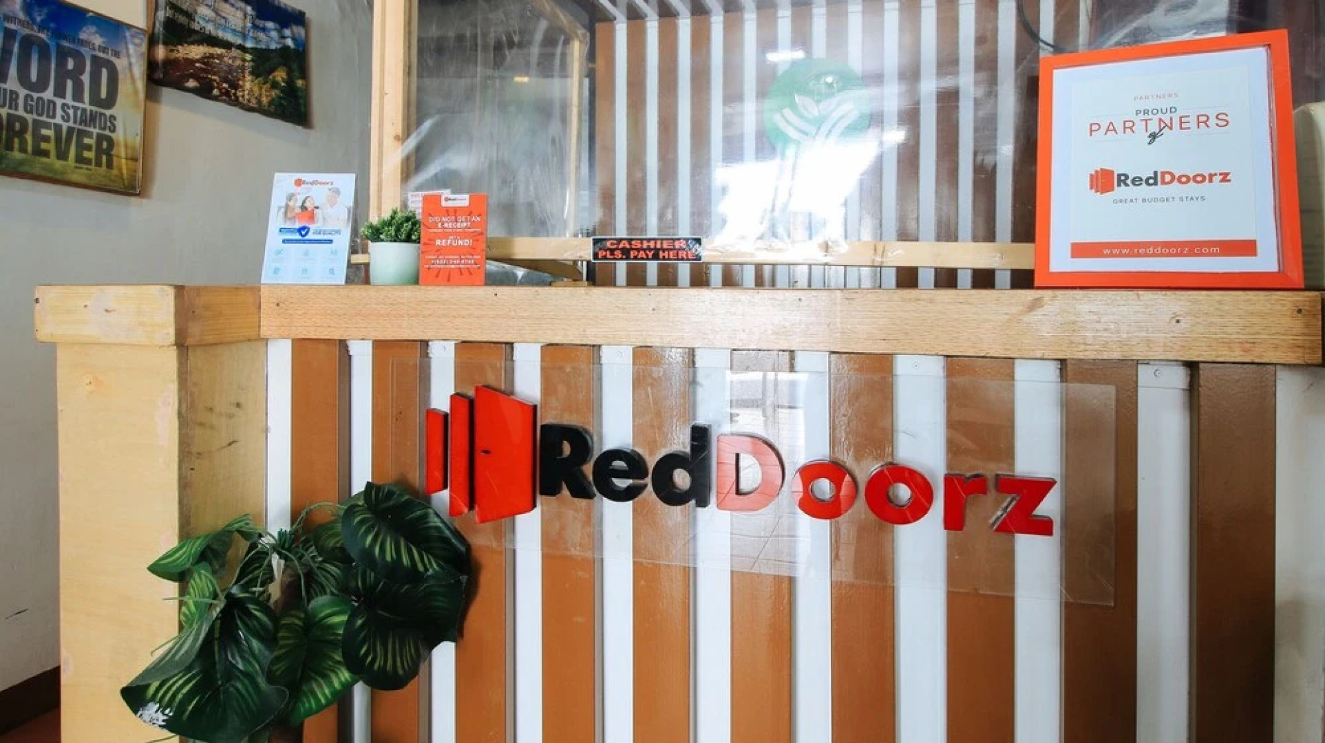 Joy Hostel by RedDoorz
