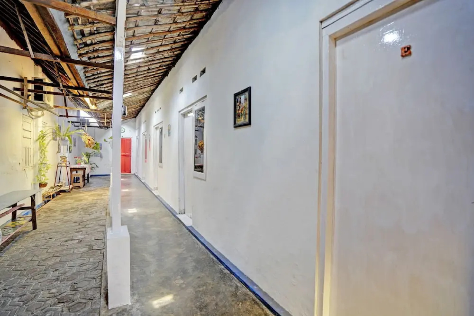 OYO Life 92921 Omaya Kost Syariah