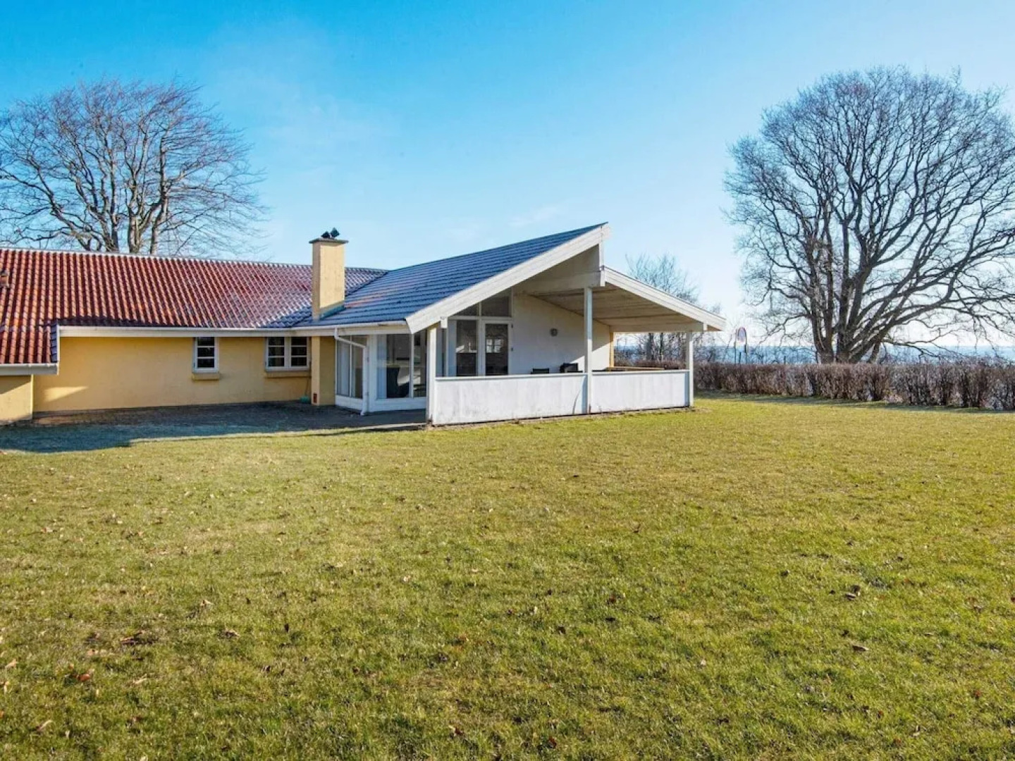 Modern Retreat by Water - By Traum Ferienwohnungen