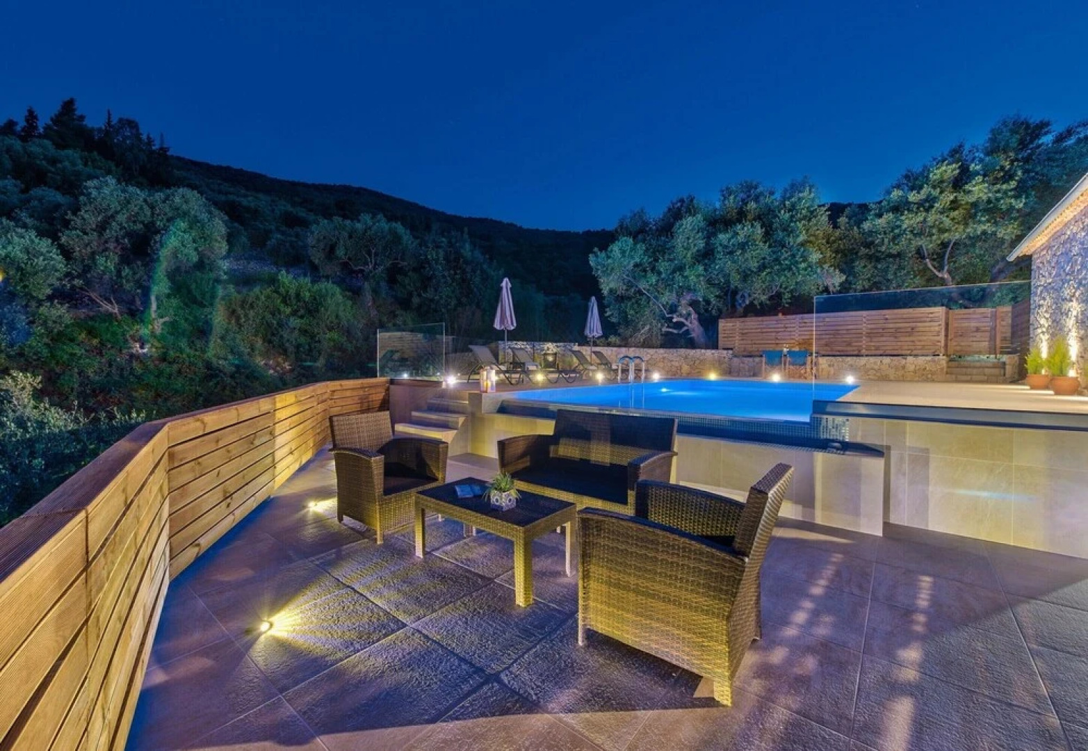 Villa Marathonisi 500 mt From sea